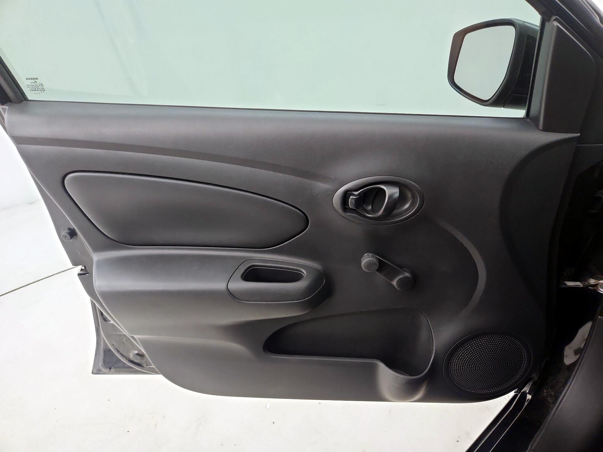 Thumbnail: 2018 Nissan Versa - 12