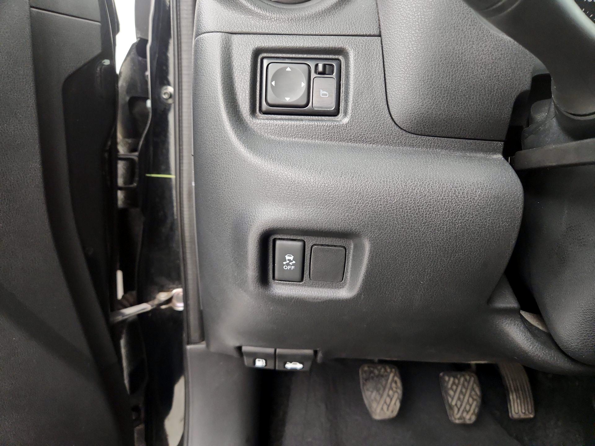 Thumbnail: 2018 Nissan Versa - 13