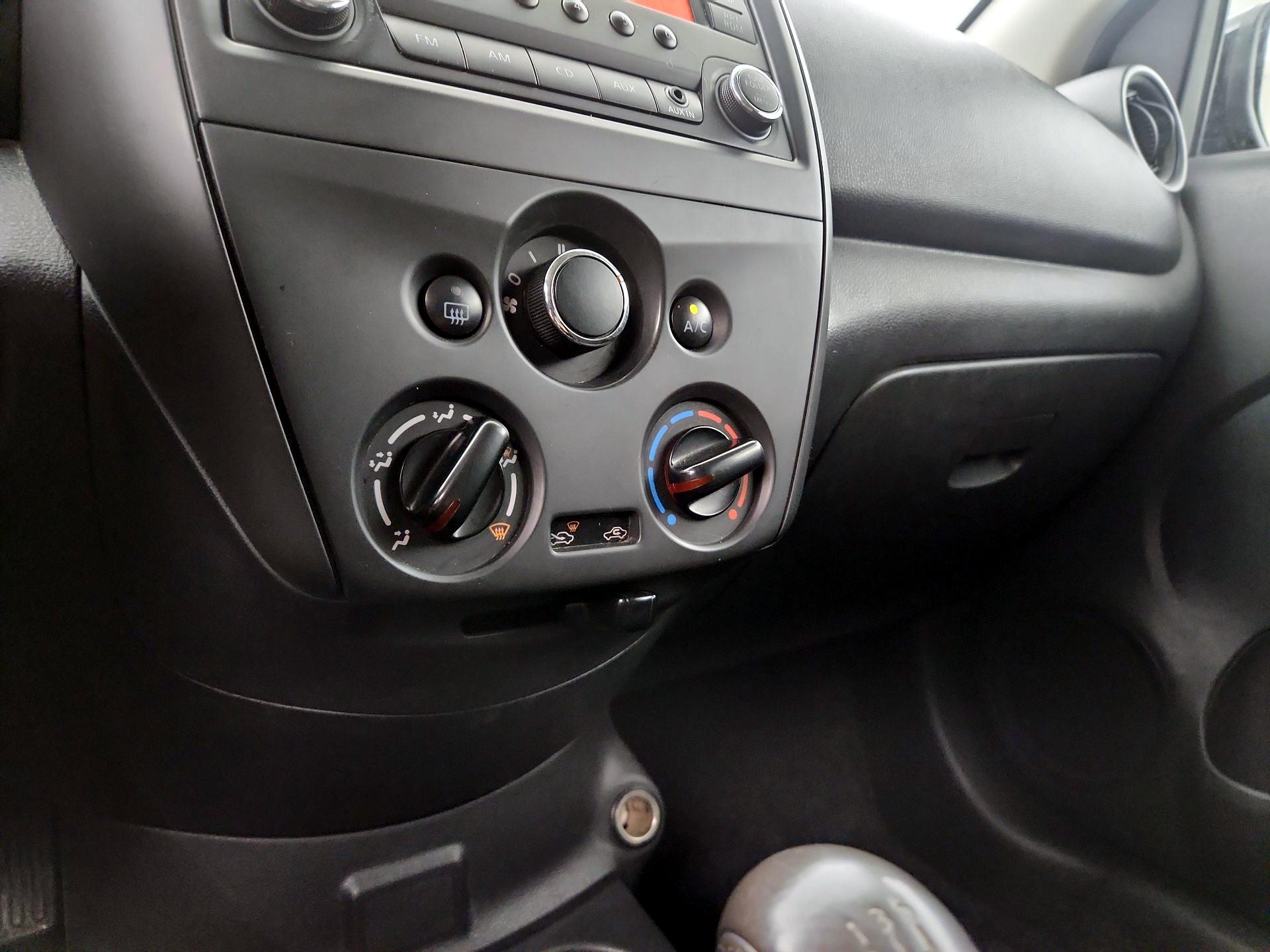 Thumbnail: 2018 Nissan Versa - 15