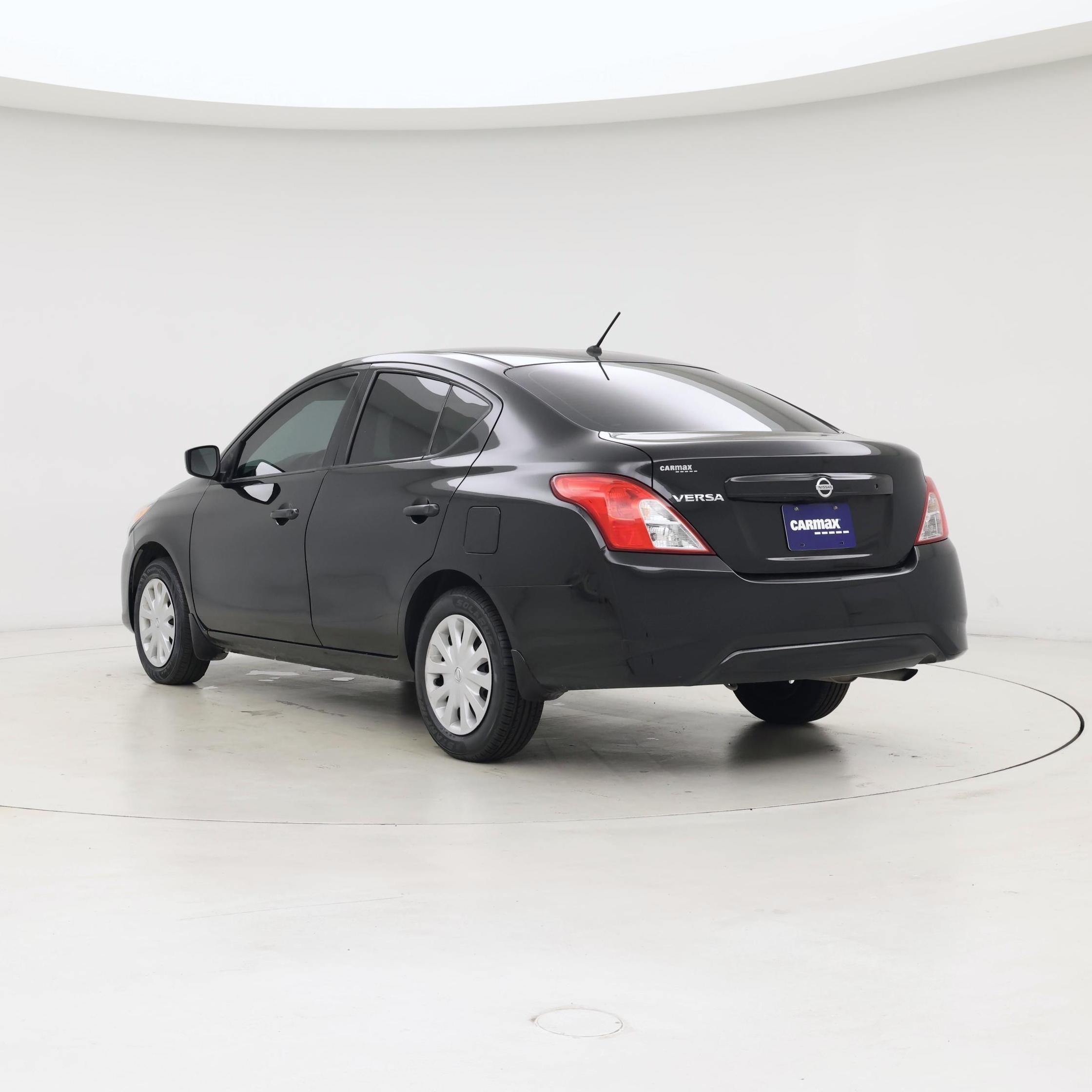 Thumbnail: 2018 Nissan Versa - 2