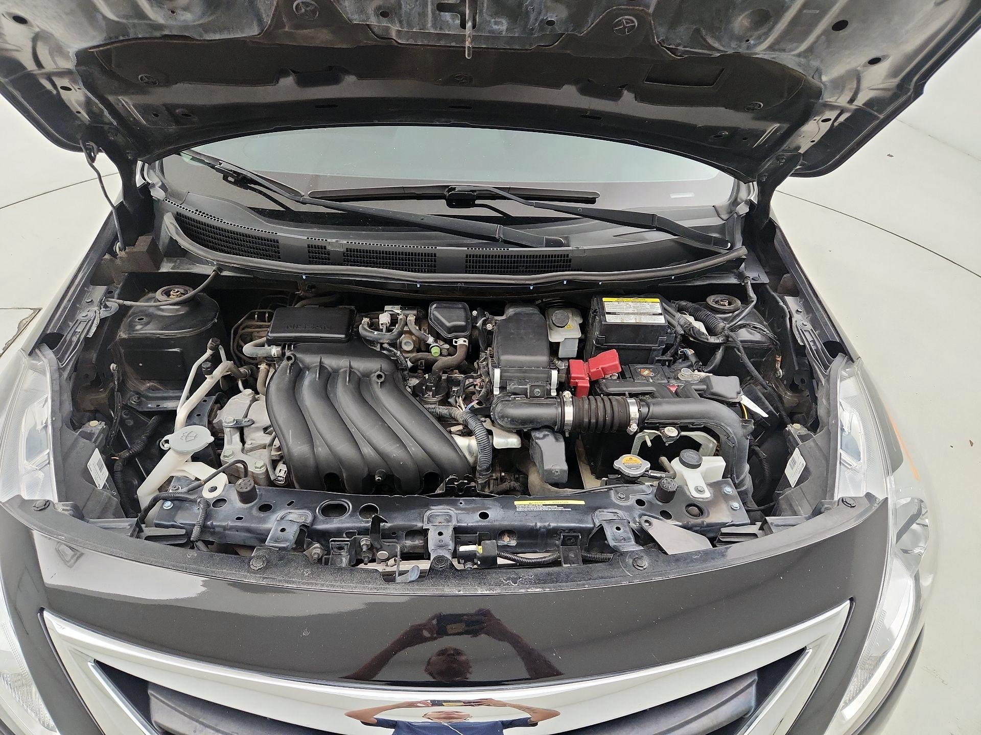 Thumbnail: 2018 Nissan Versa - 19