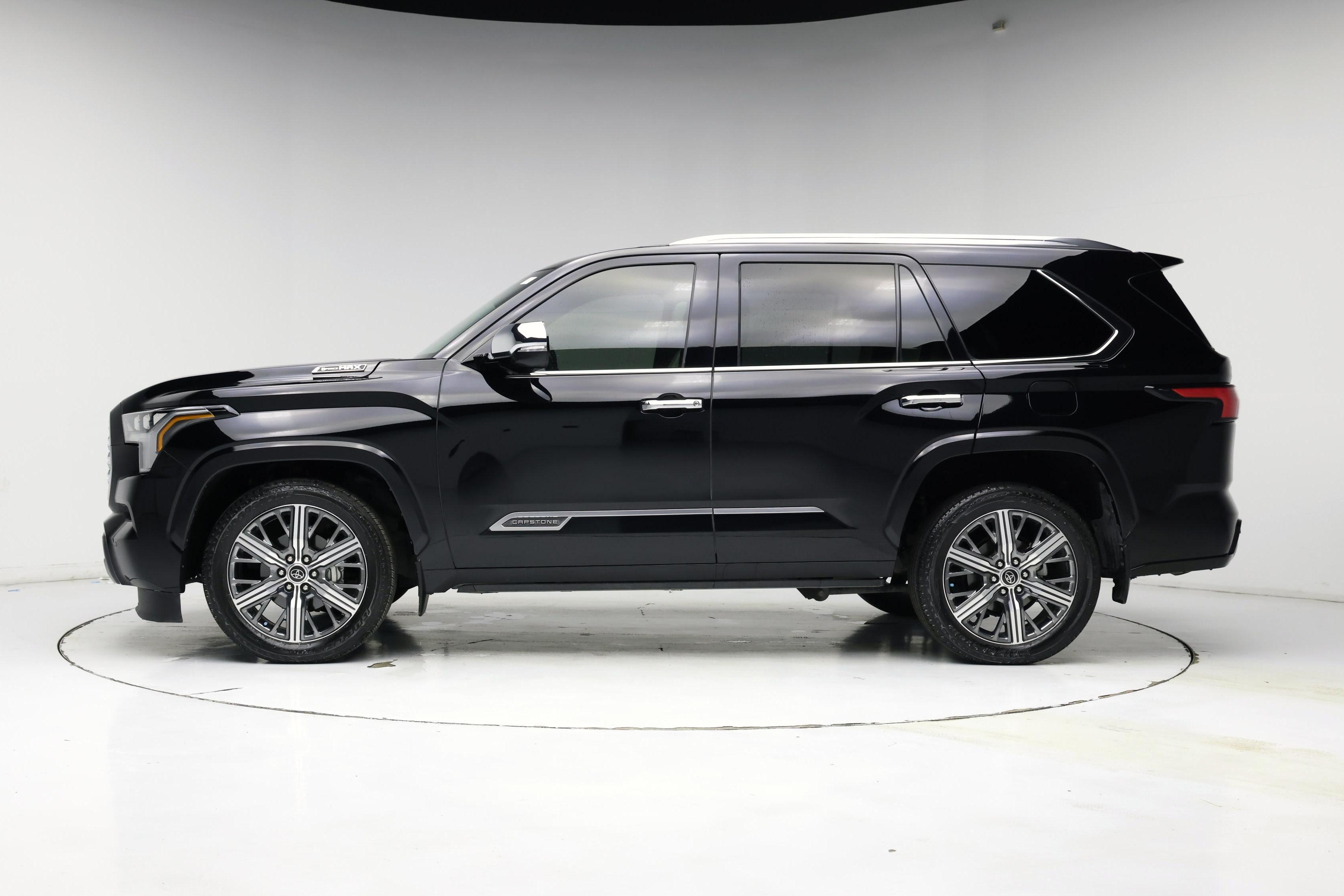 Thumbnail: 2024 Toyota Sequoia - 3