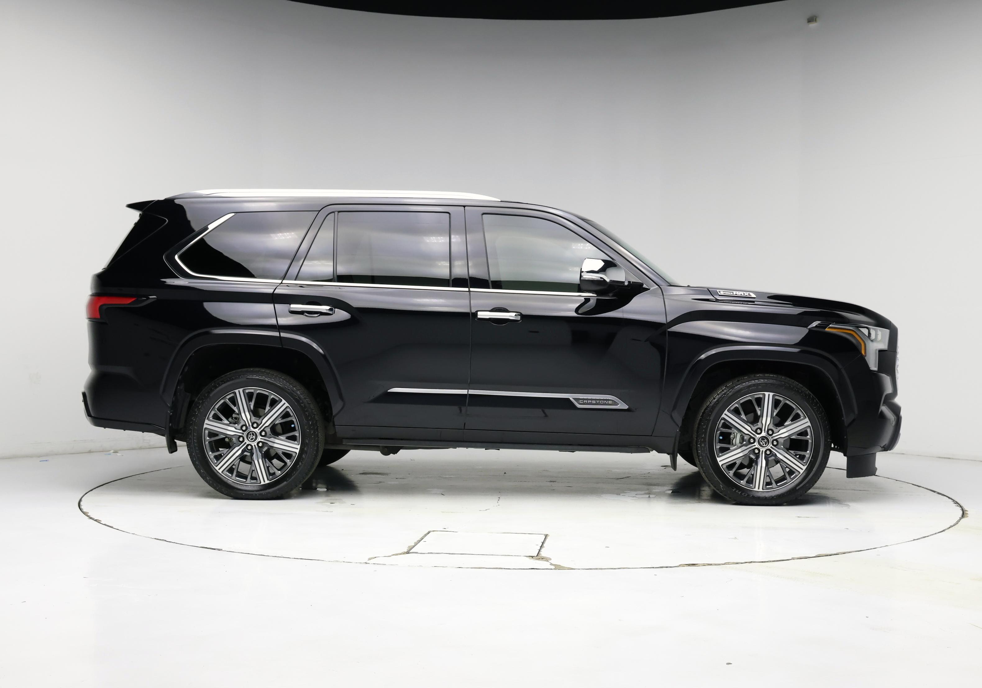 Thumbnail: 2024 Toyota Sequoia - 7