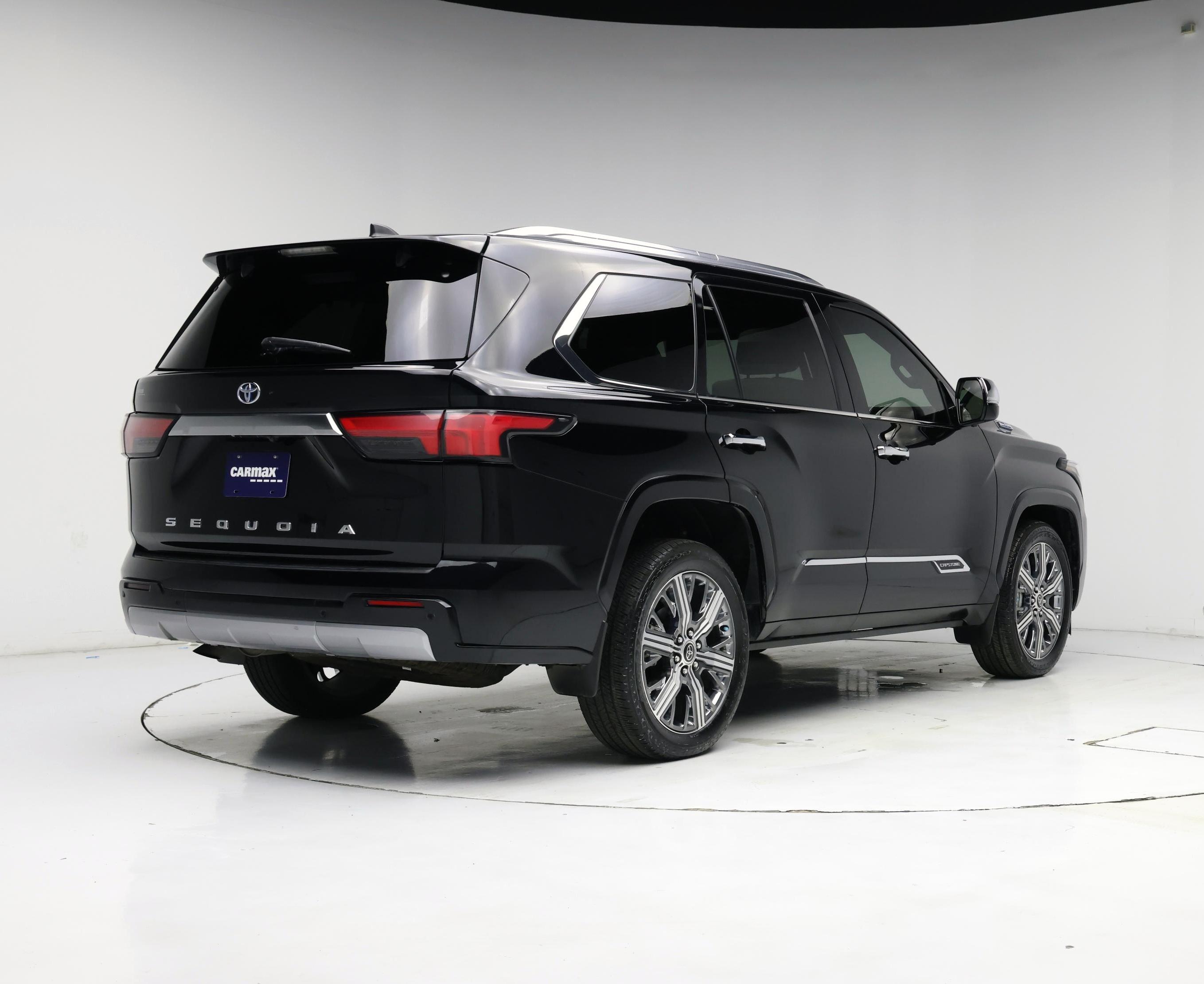 Thumbnail: 2024 Toyota Sequoia - 8