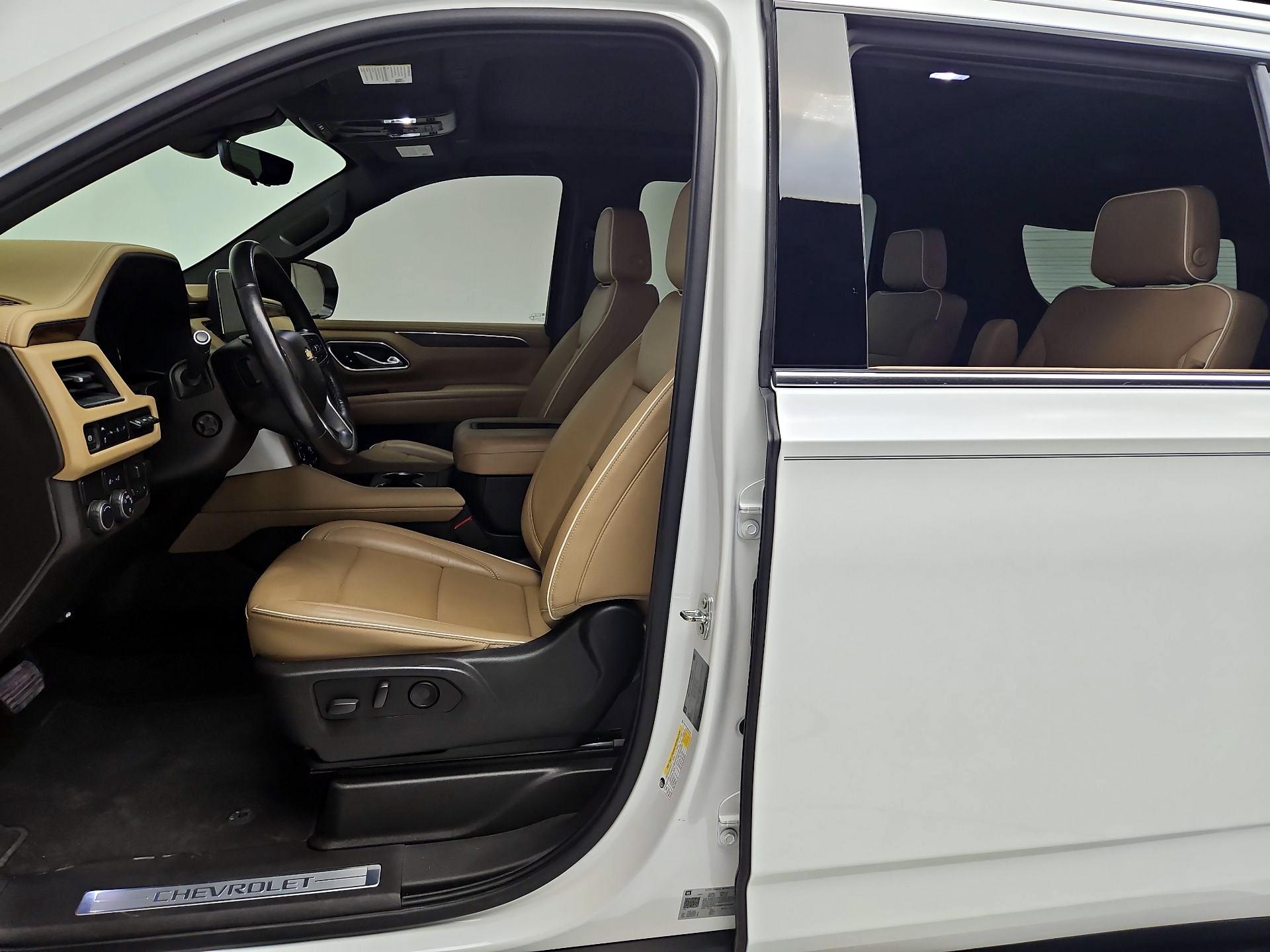 Thumbnail: 2021 Chevrolet Suburban - 11