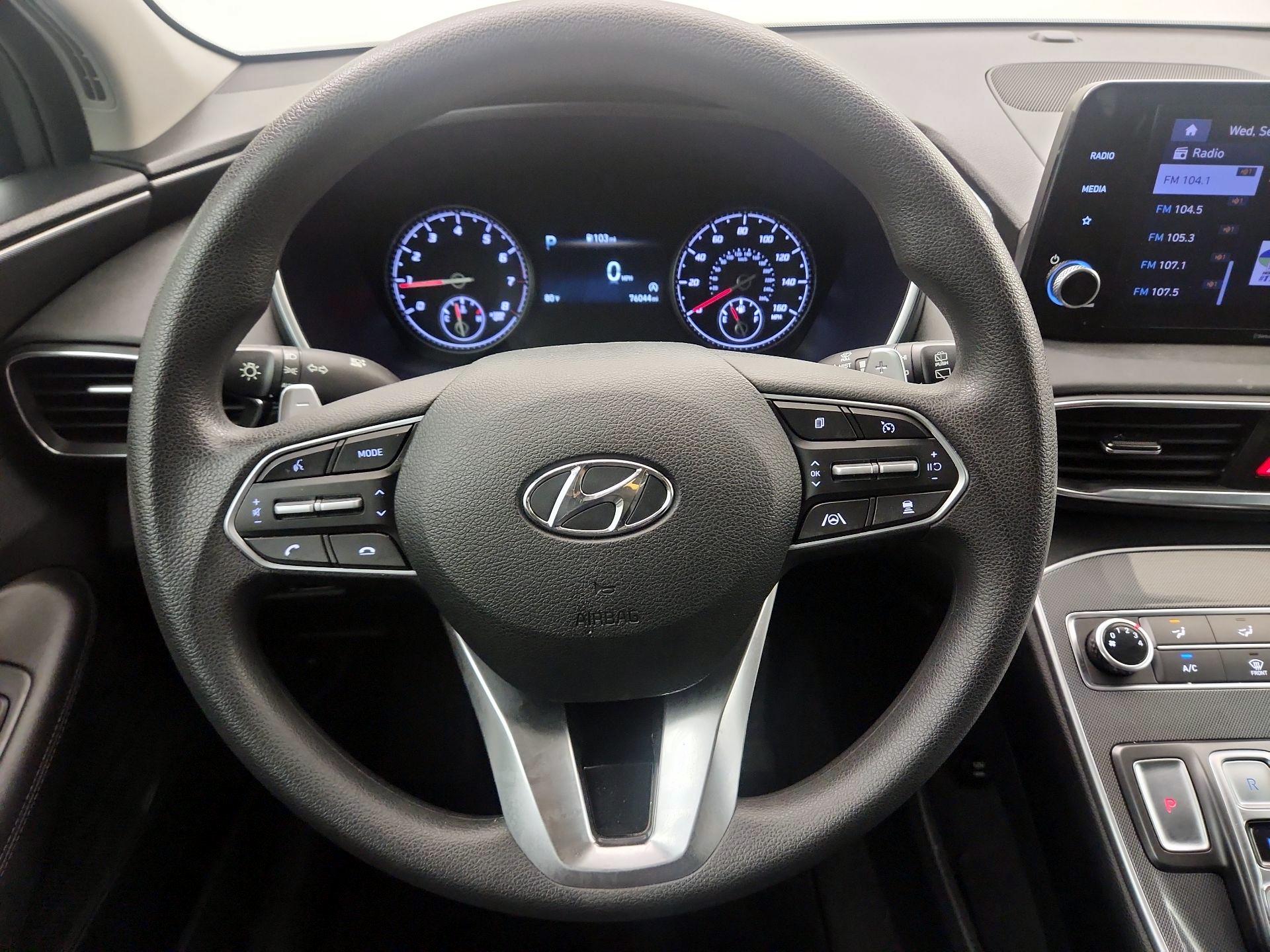 Thumbnail: 2022 Hyundai Santa Fe - 10