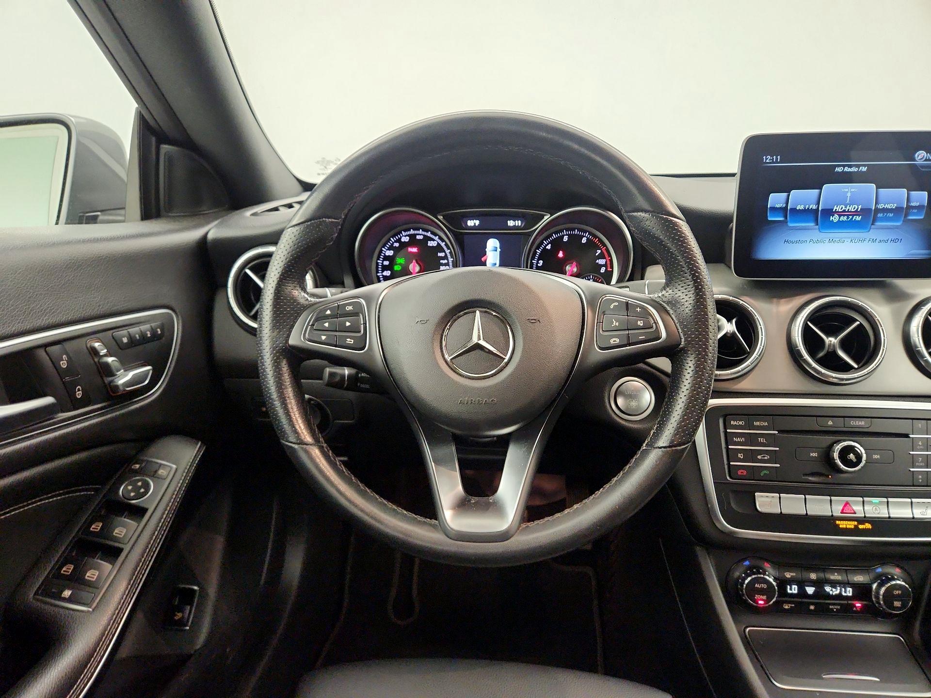 Thumbnail: 2019 Mercedes-Benz CLA - 10