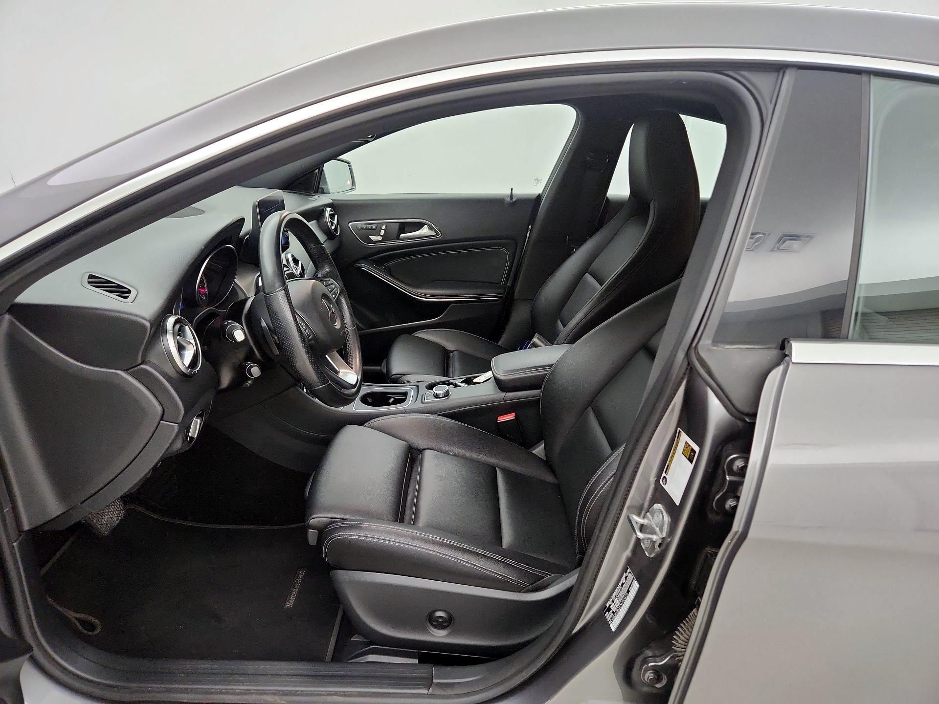 Thumbnail: 2019 Mercedes-Benz CLA - 11