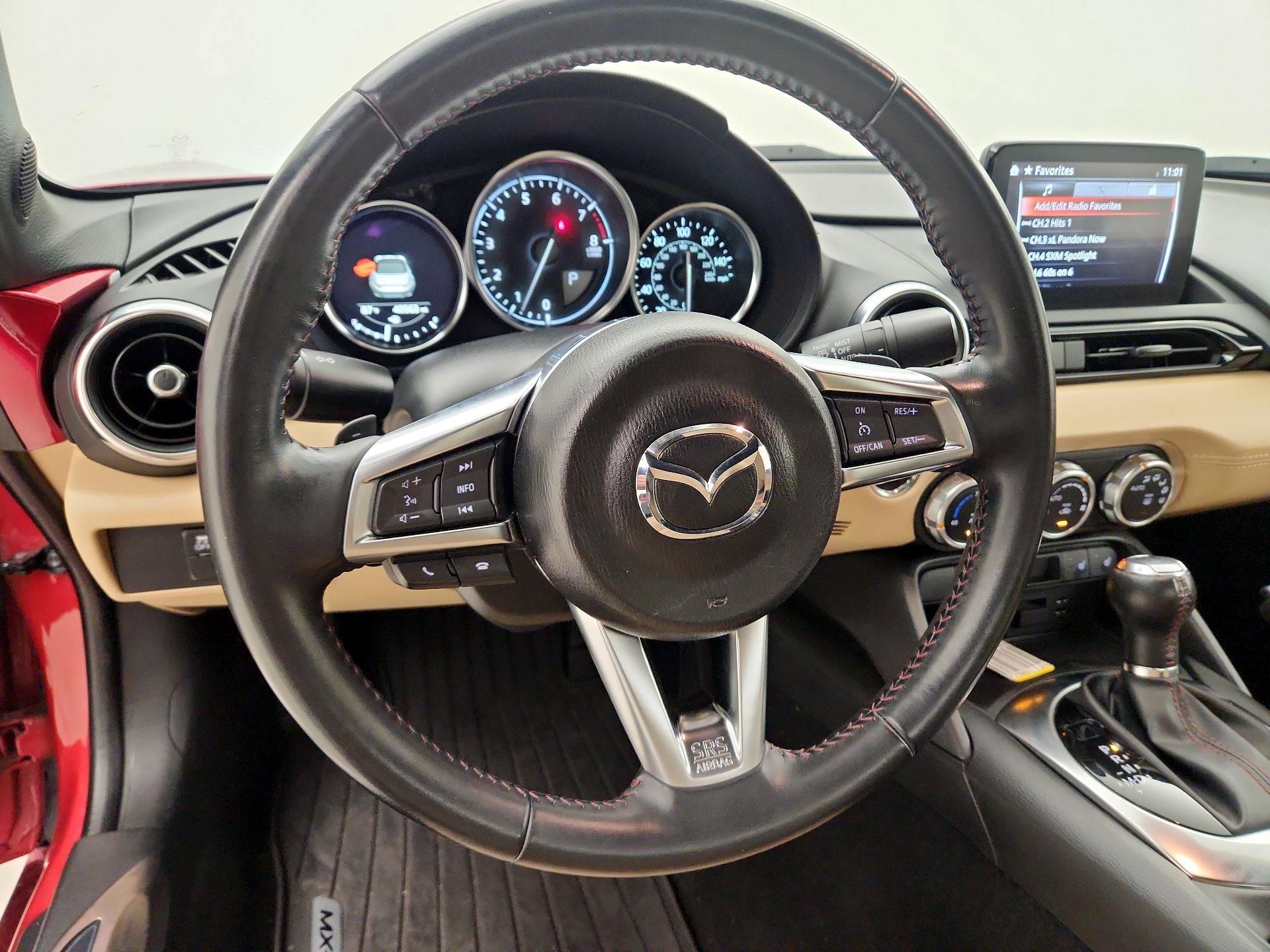 Thumbnail: 2019 Mazda MX-5 Miata - 10