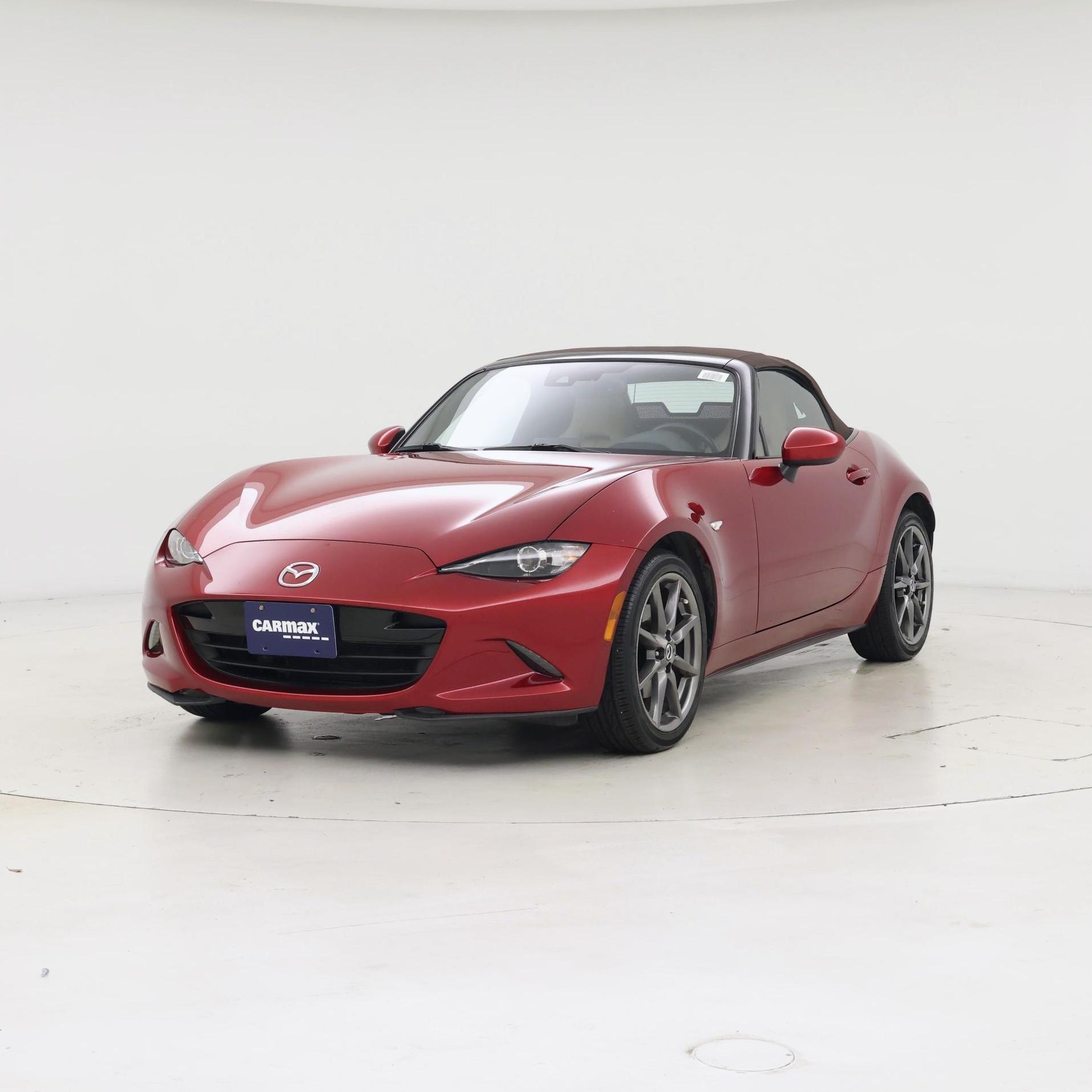 Thumbnail: 2019 Mazda MX-5 Miata - 4