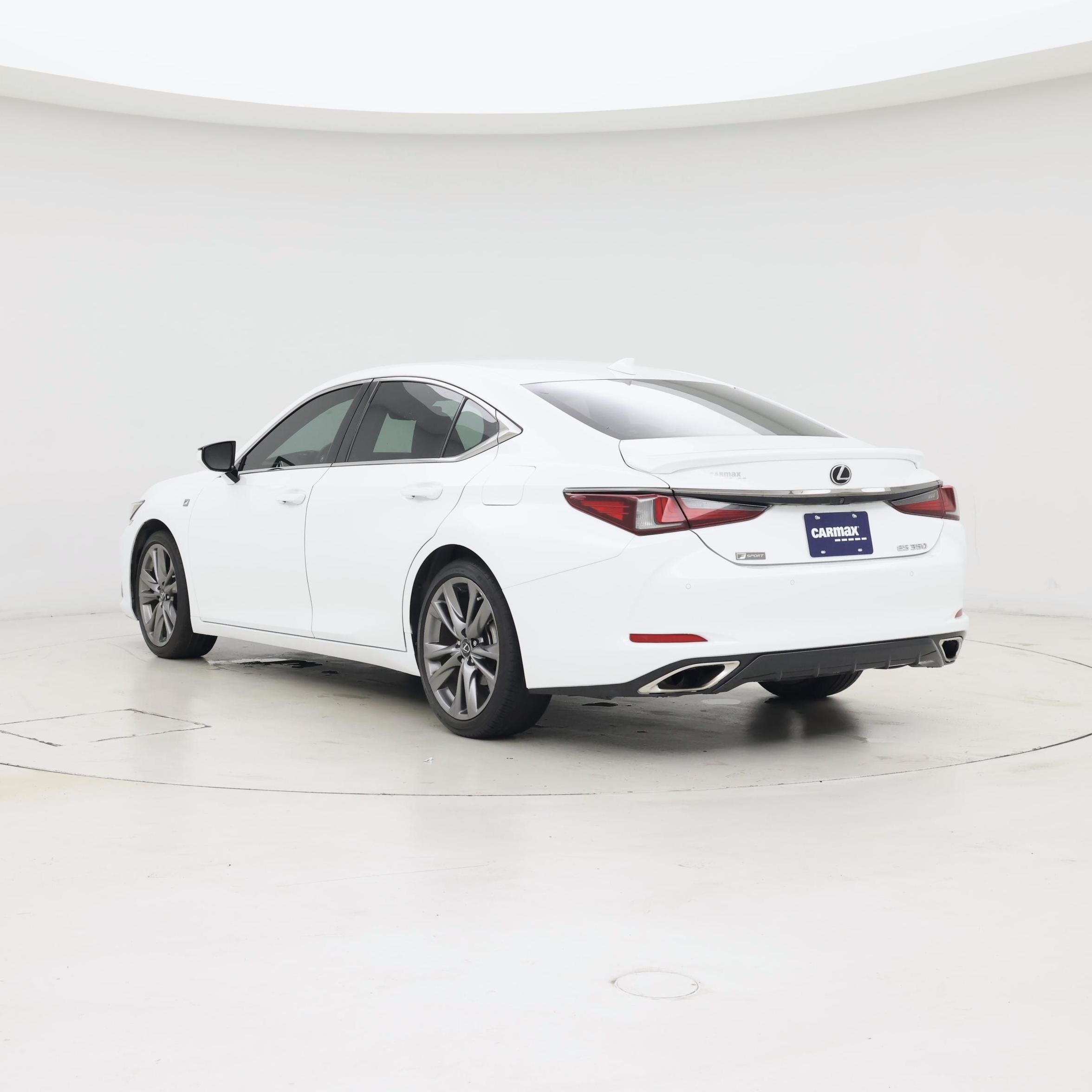 Thumbnail: 2019 Lexus ES - 2