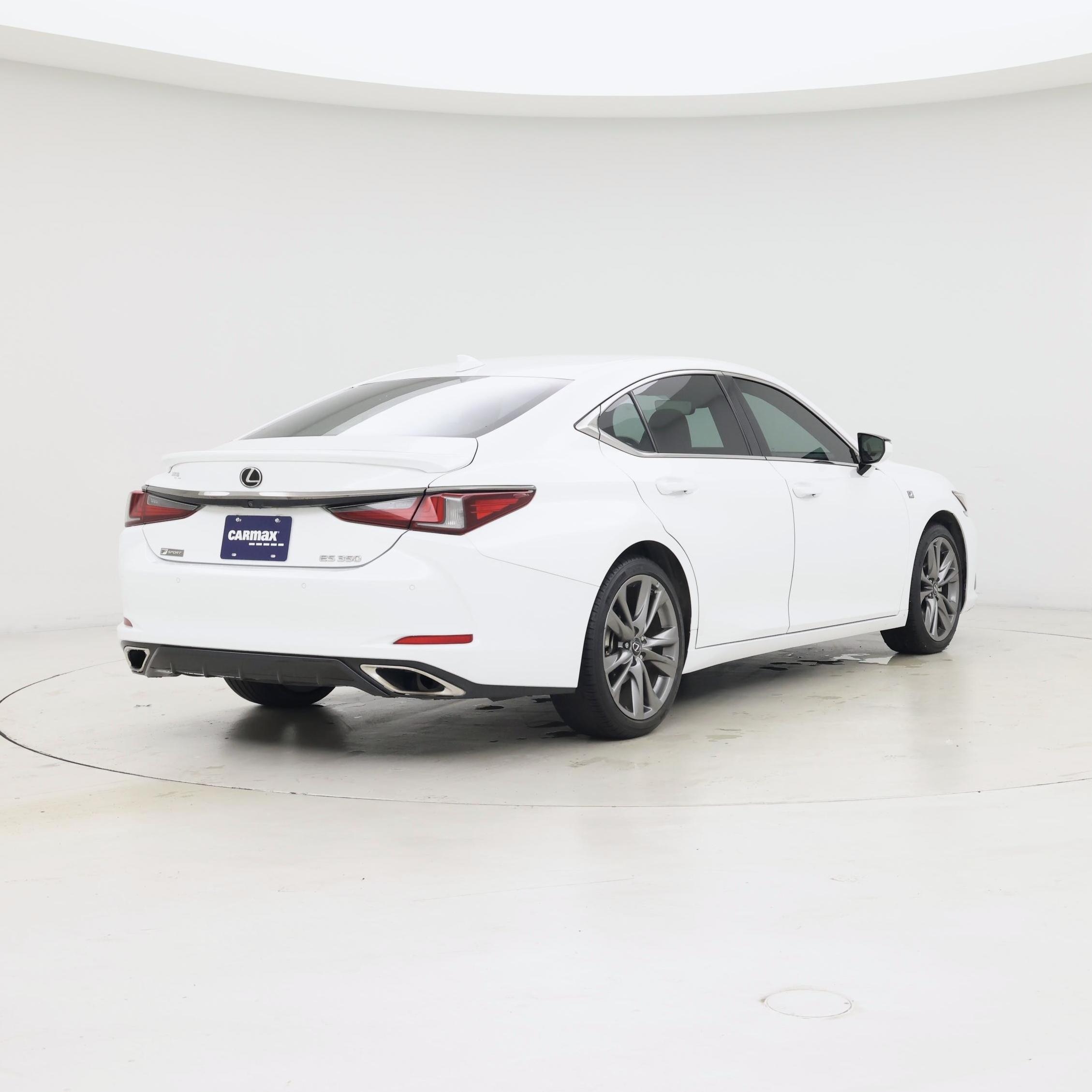 Thumbnail: 2019 Lexus ES - 8