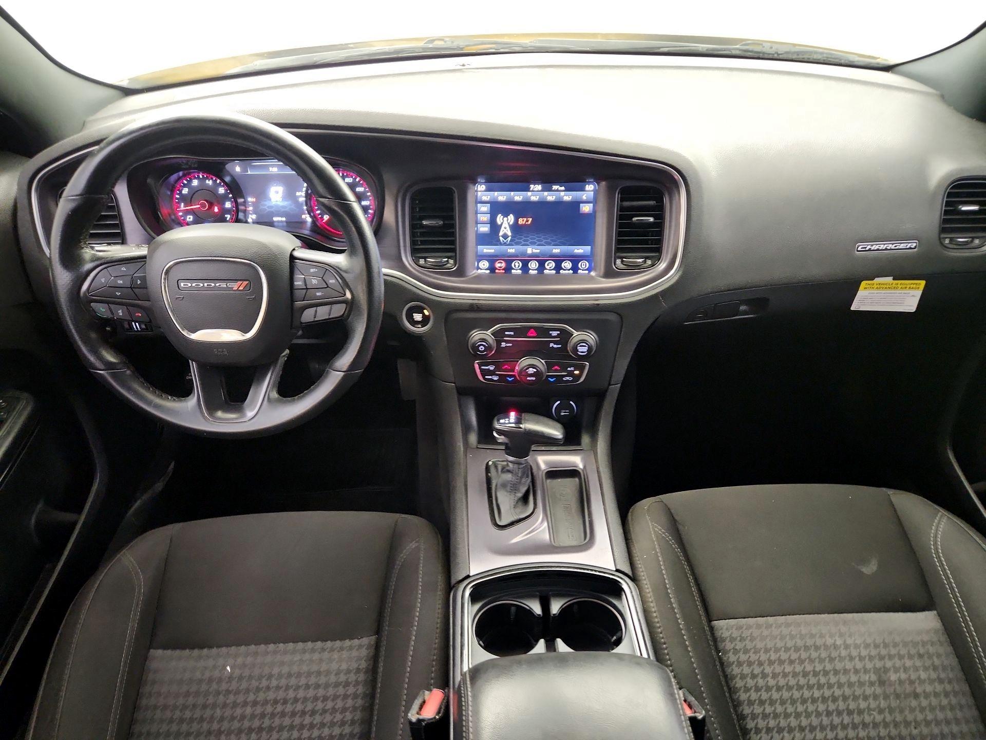 Thumbnail: 2018 Dodge Charger - 9