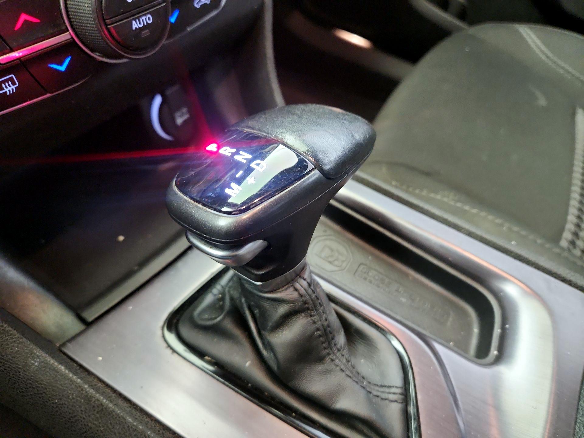 Thumbnail: 2018 Dodge Charger - 15