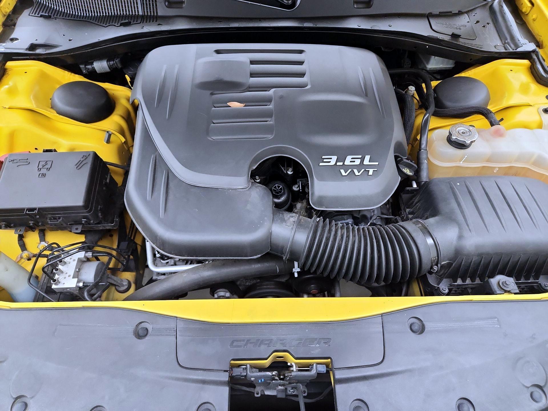 Thumbnail: 2018 Dodge Charger - 17