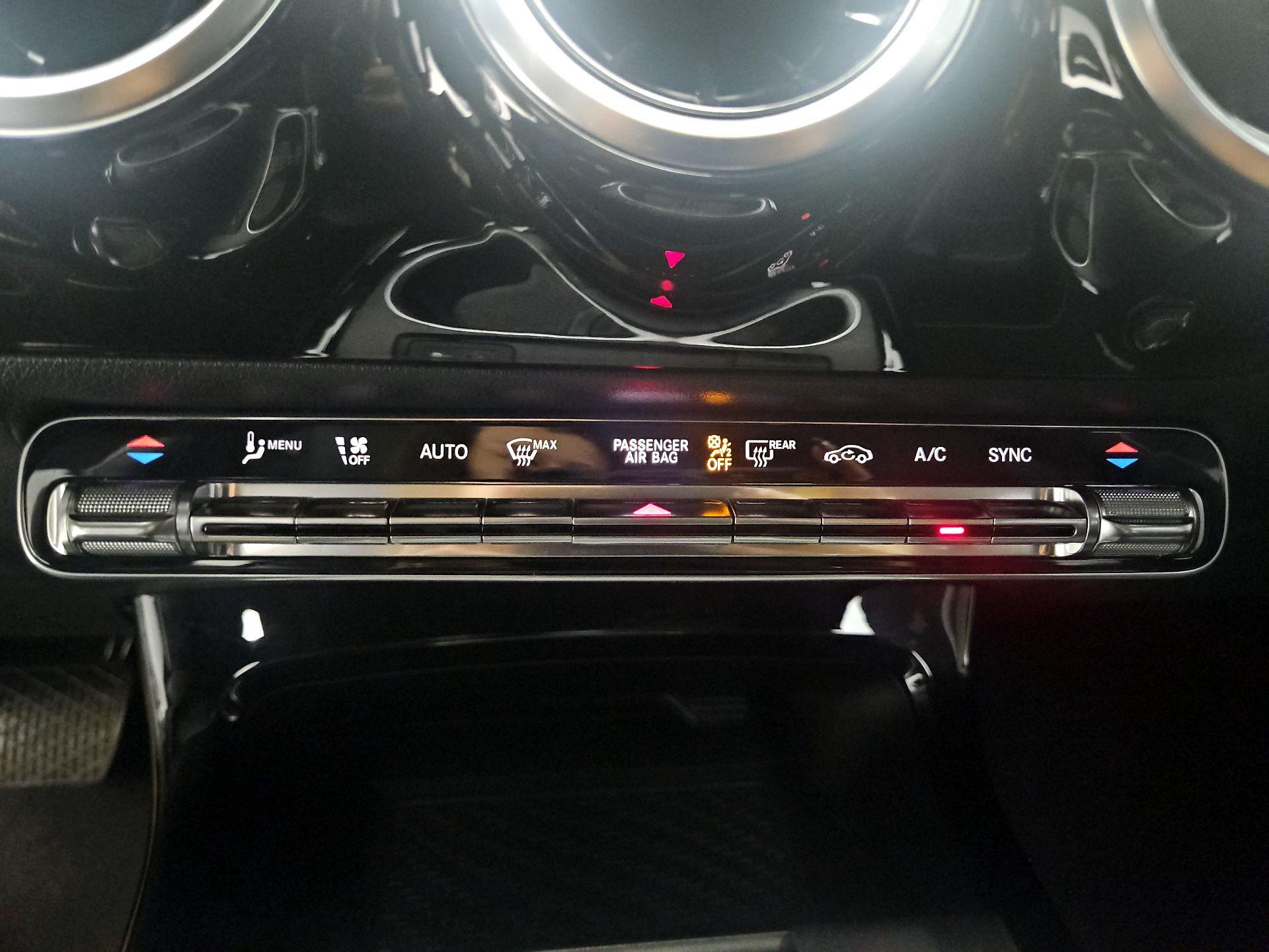 Thumbnail: 2020 Mercedes-Benz CLA - 16