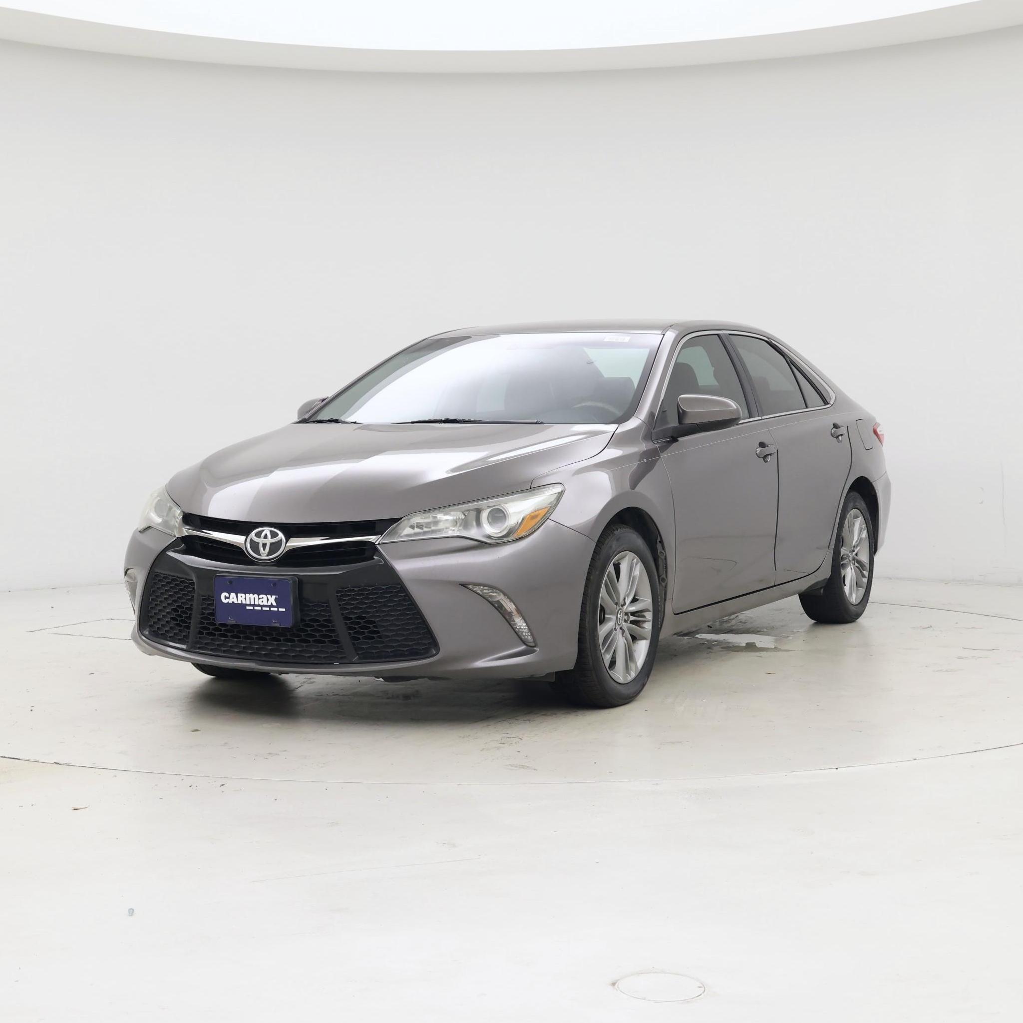 Thumbnail: 2017 Toyota Camry - 4