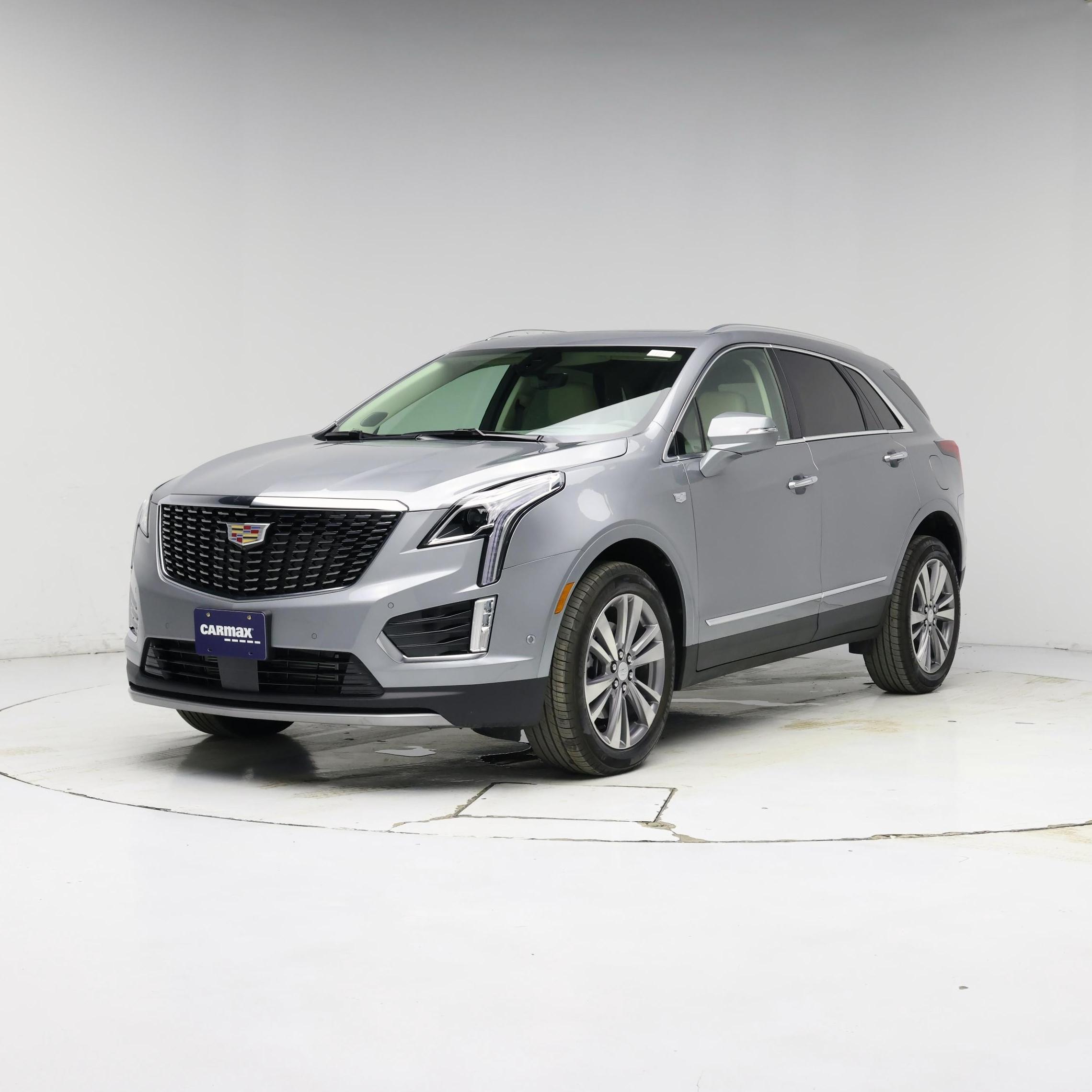 Thumbnail: 2025 Cadillac XT5 - 4