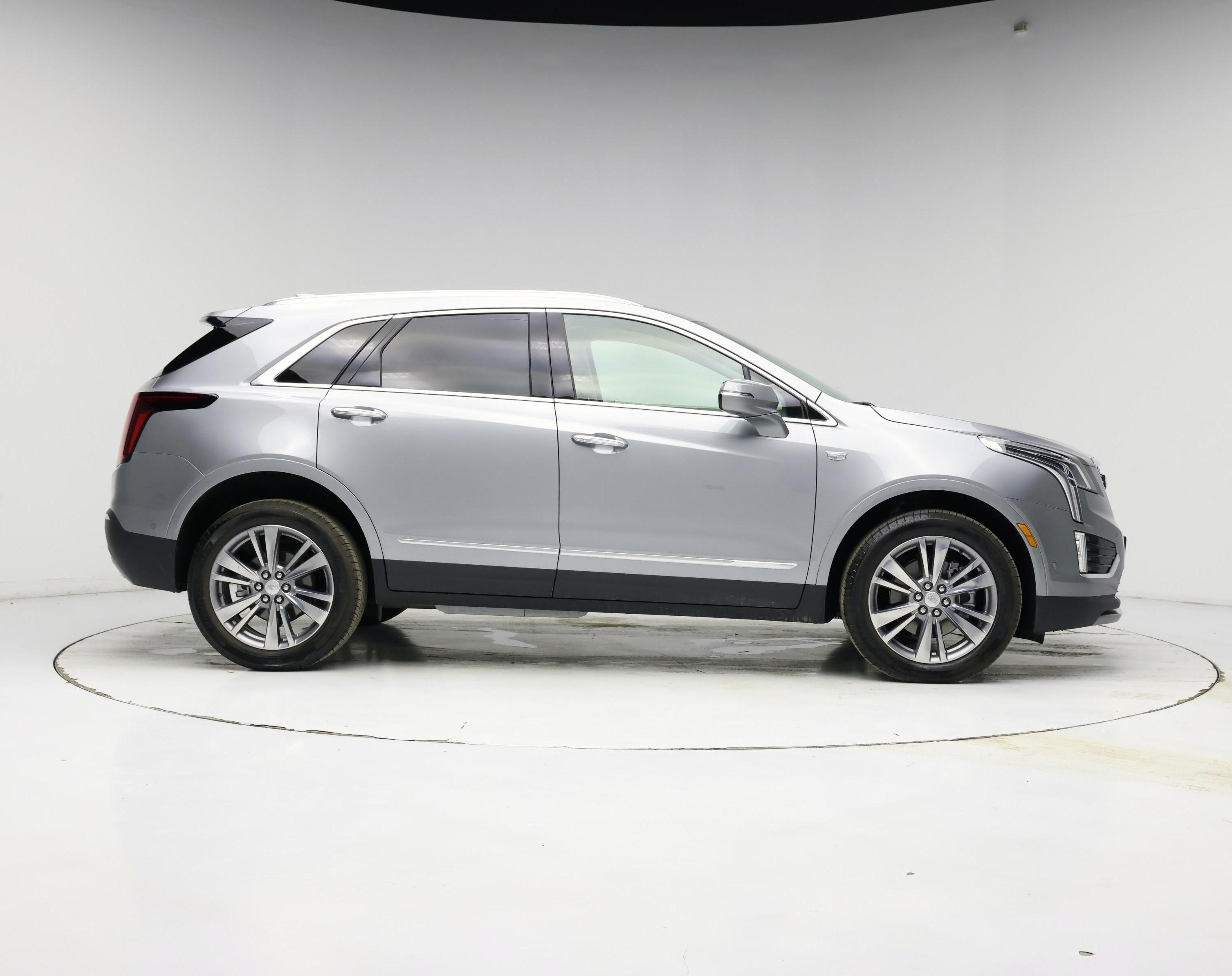 Thumbnail: 2025 Cadillac XT5 - 7
