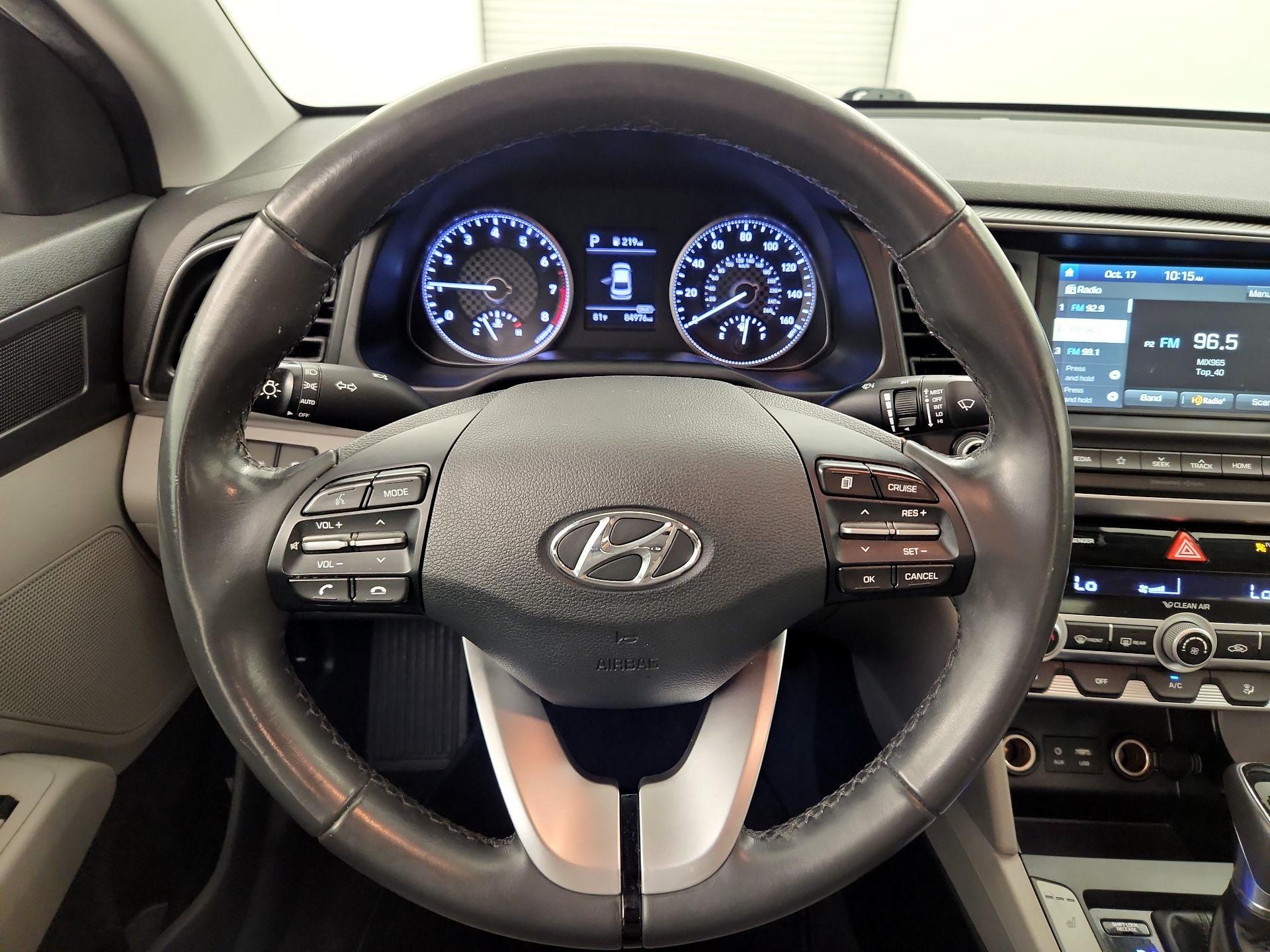 Thumbnail: 2020 Hyundai Elantra - 10