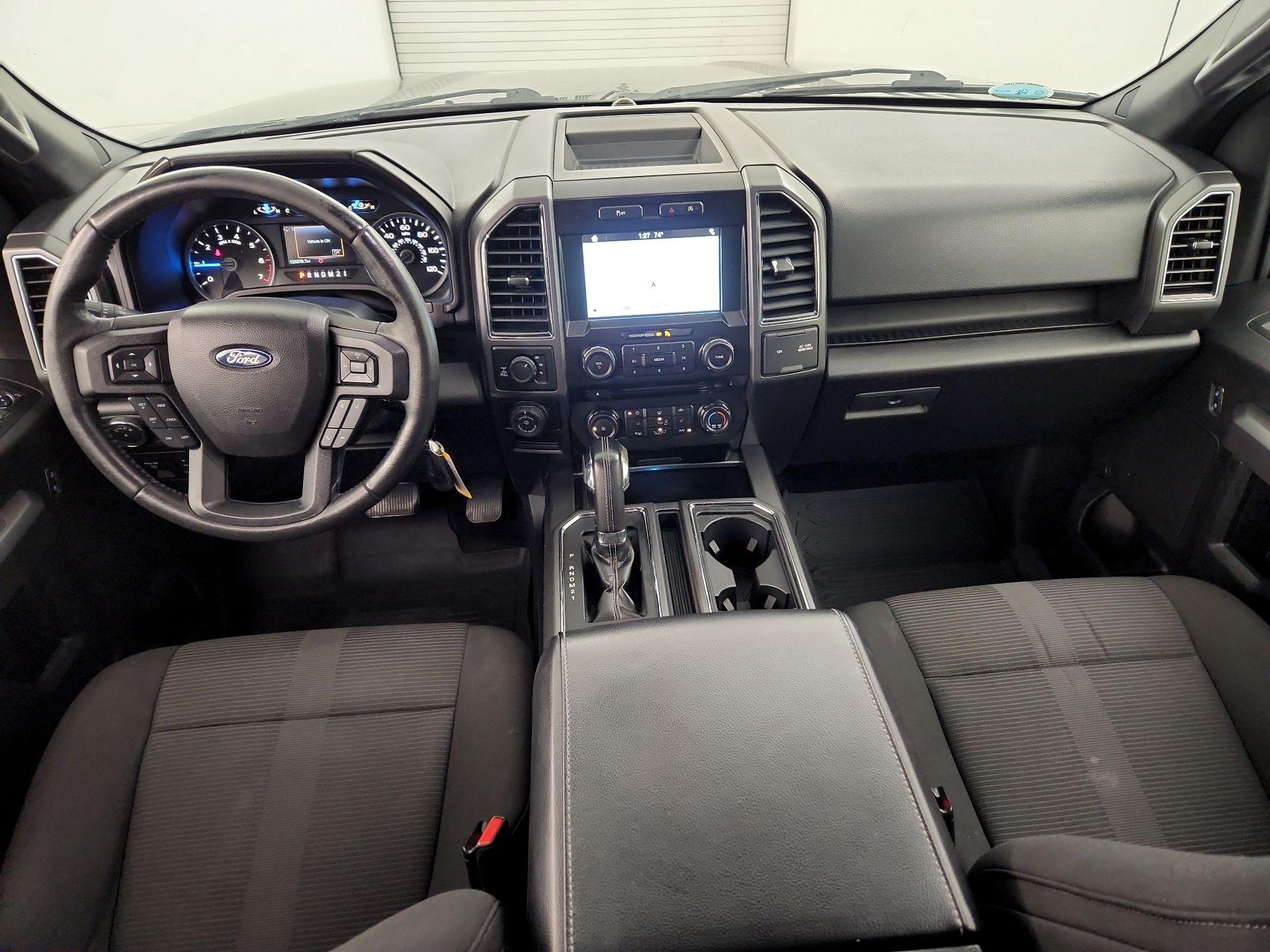 Thumbnail: 2017 Ford F-150 - 9