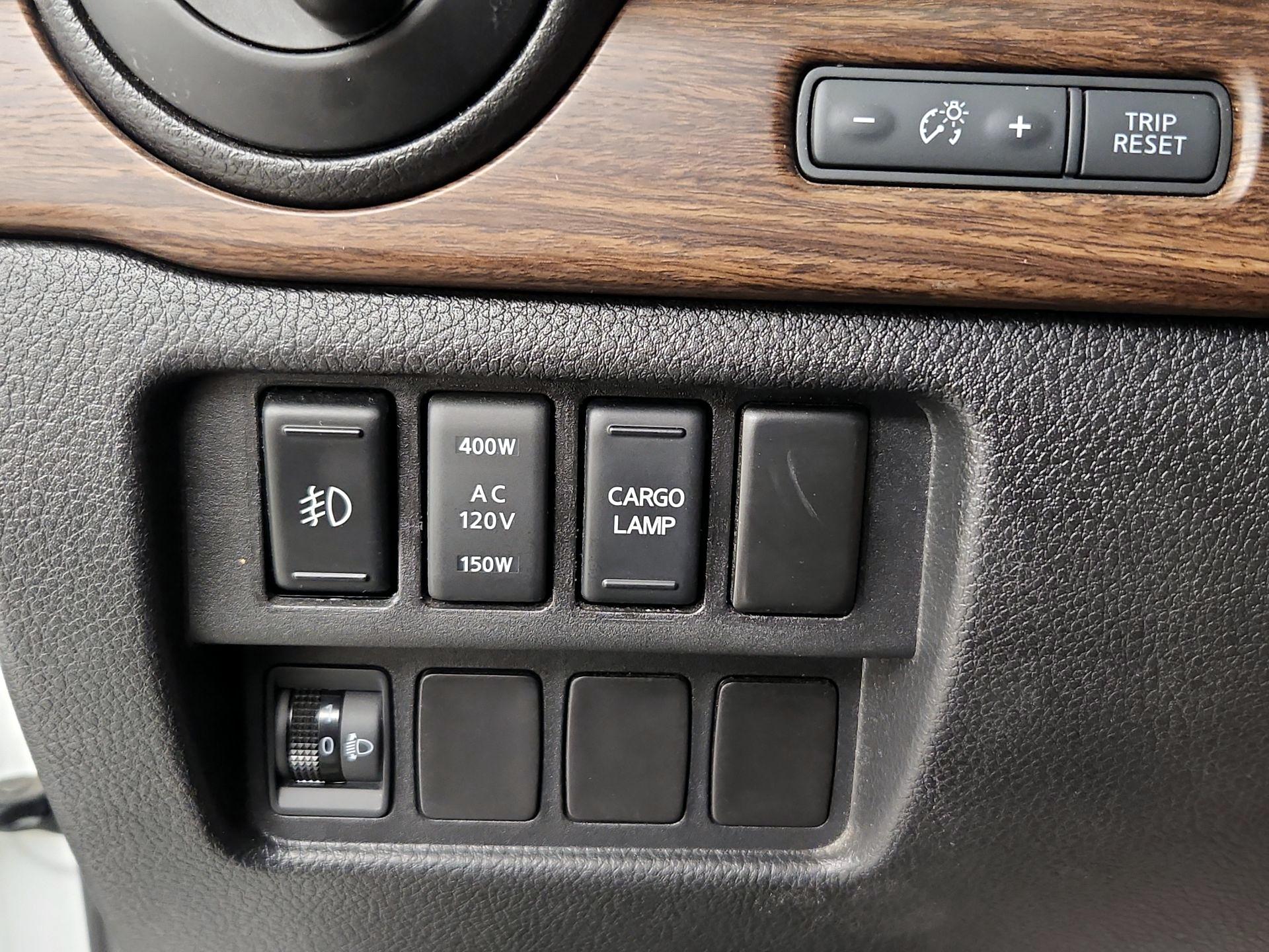 Thumbnail: 2017 Nissan Titan - 13