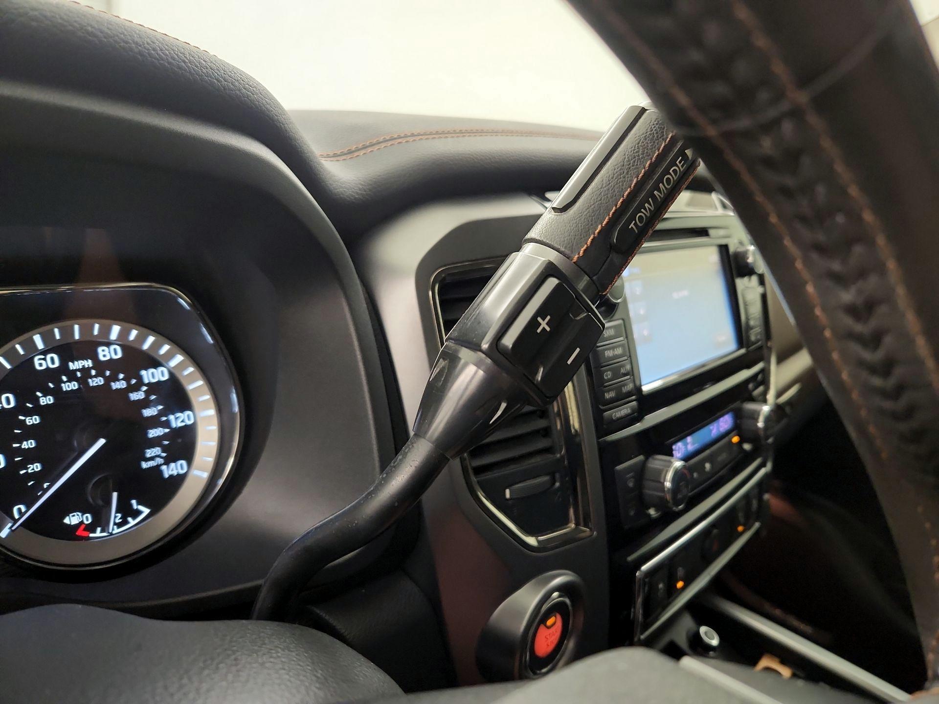 Thumbnail: 2017 Nissan Titan - 18