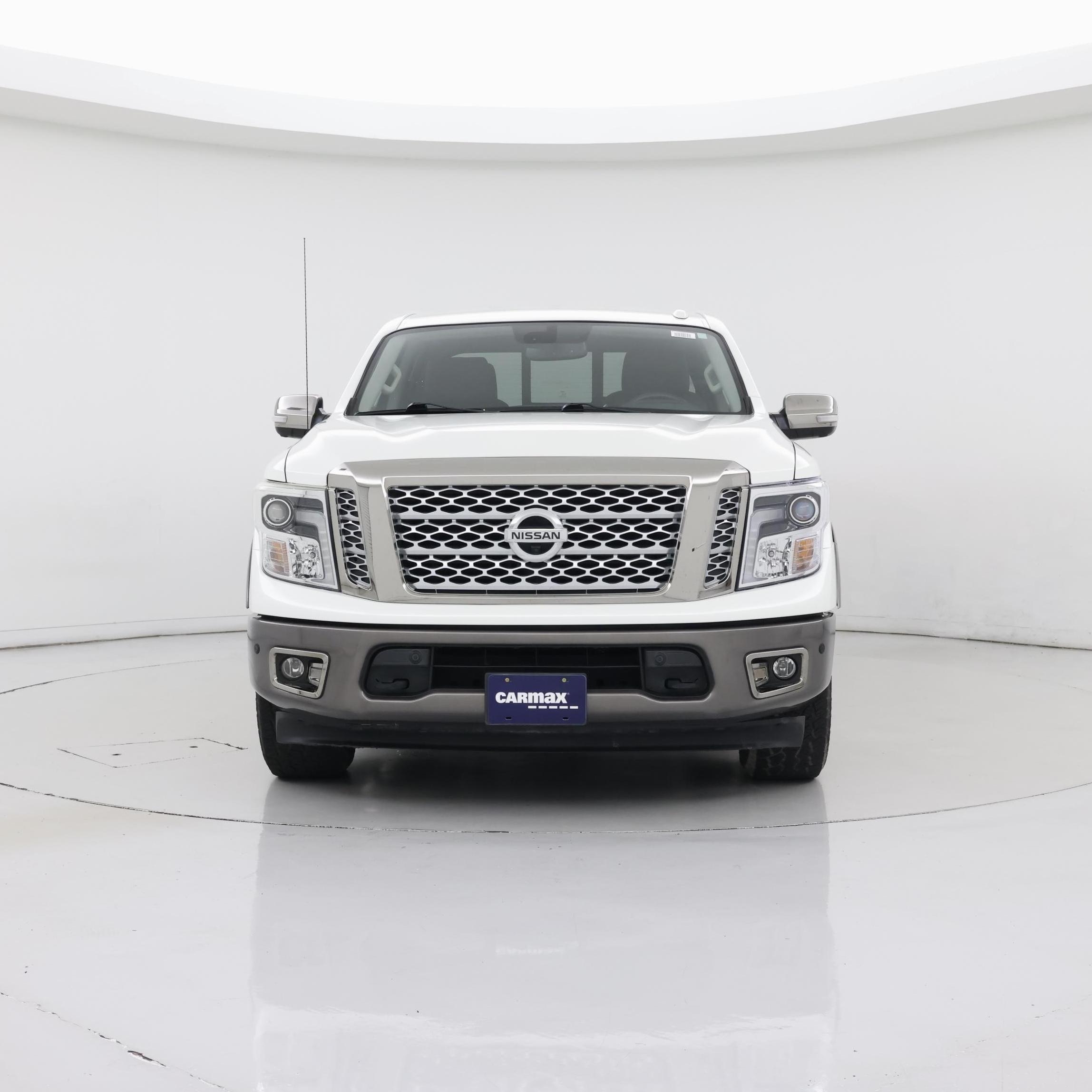 Thumbnail: 2017 Nissan Titan - 5