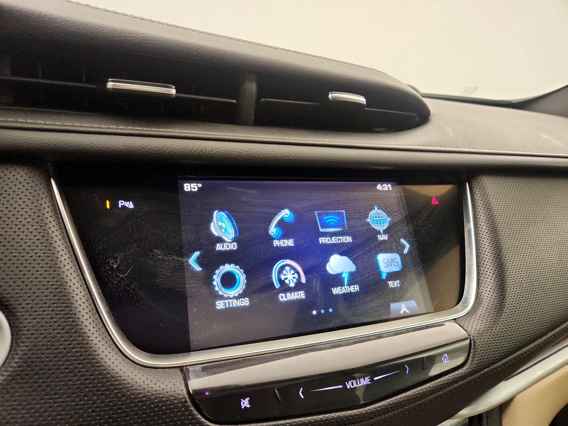 Thumbnail: 2018 Cadillac XT5 - 15