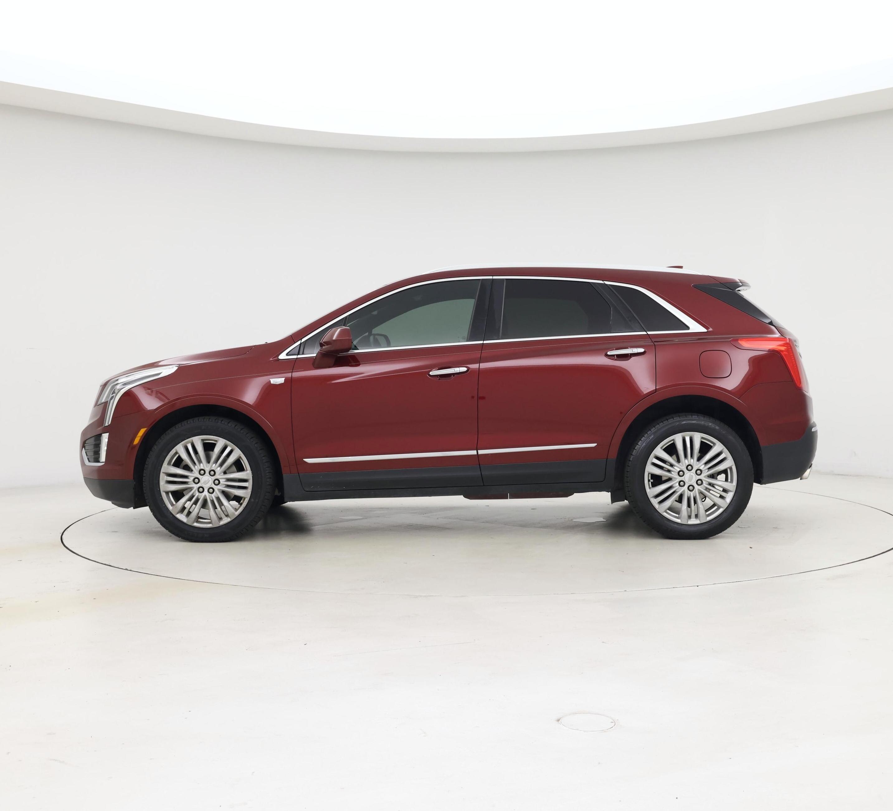 Thumbnail: 2018 Cadillac XT5 - 3