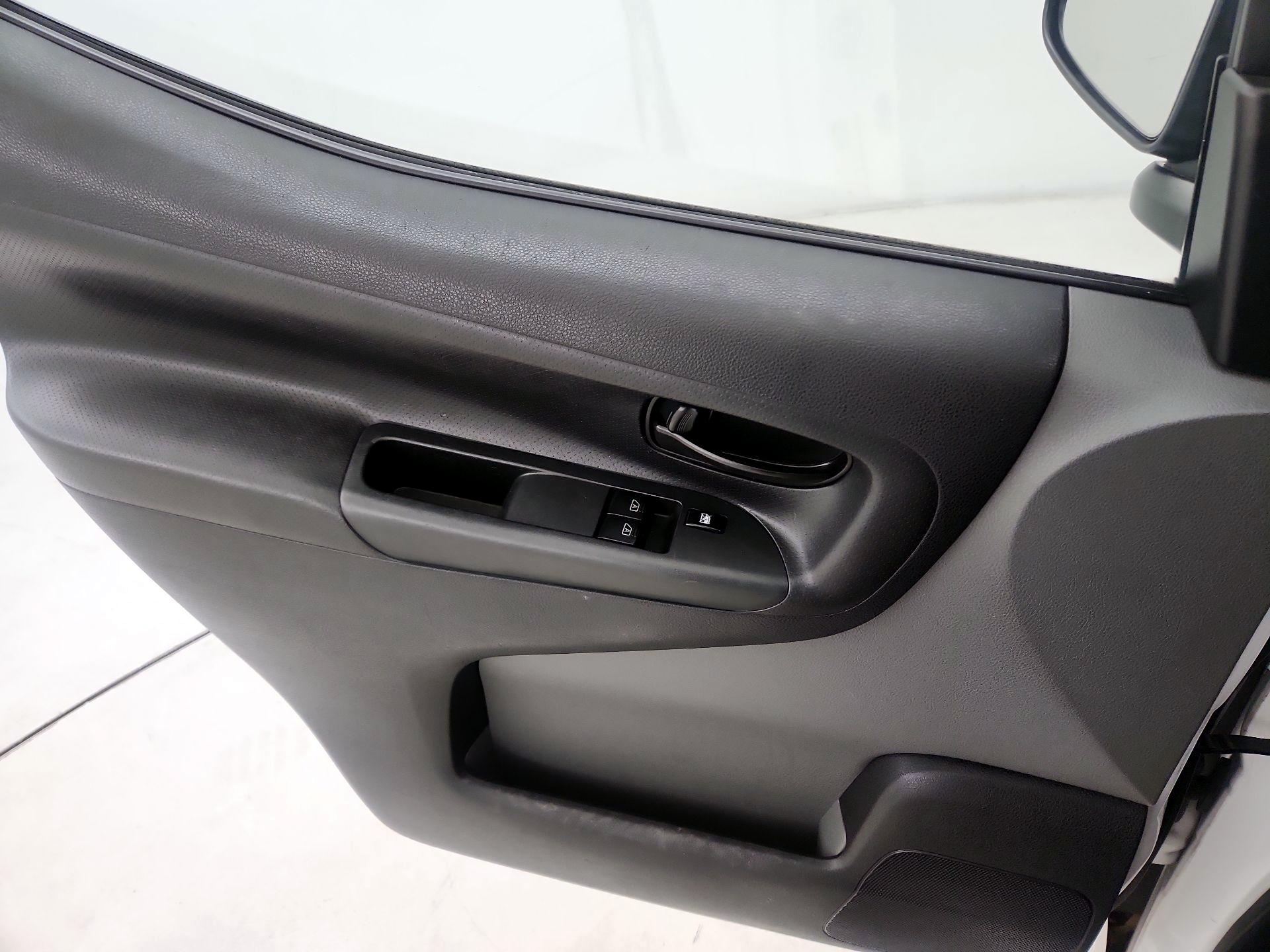 Thumbnail: 2015 Nissan NV200 - 12