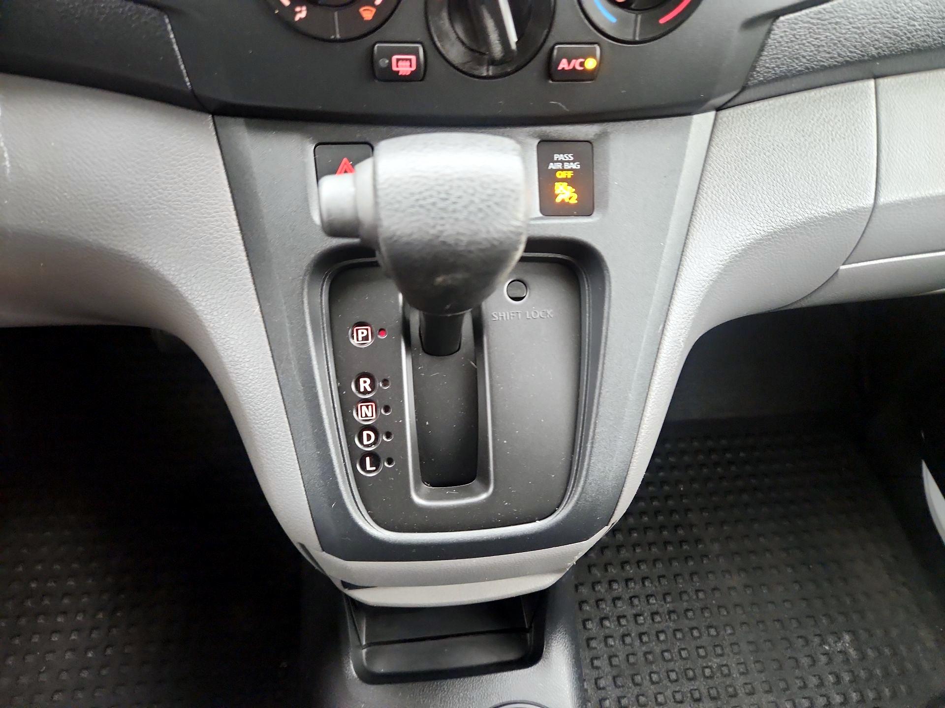 Thumbnail: 2015 Nissan NV200 - 16