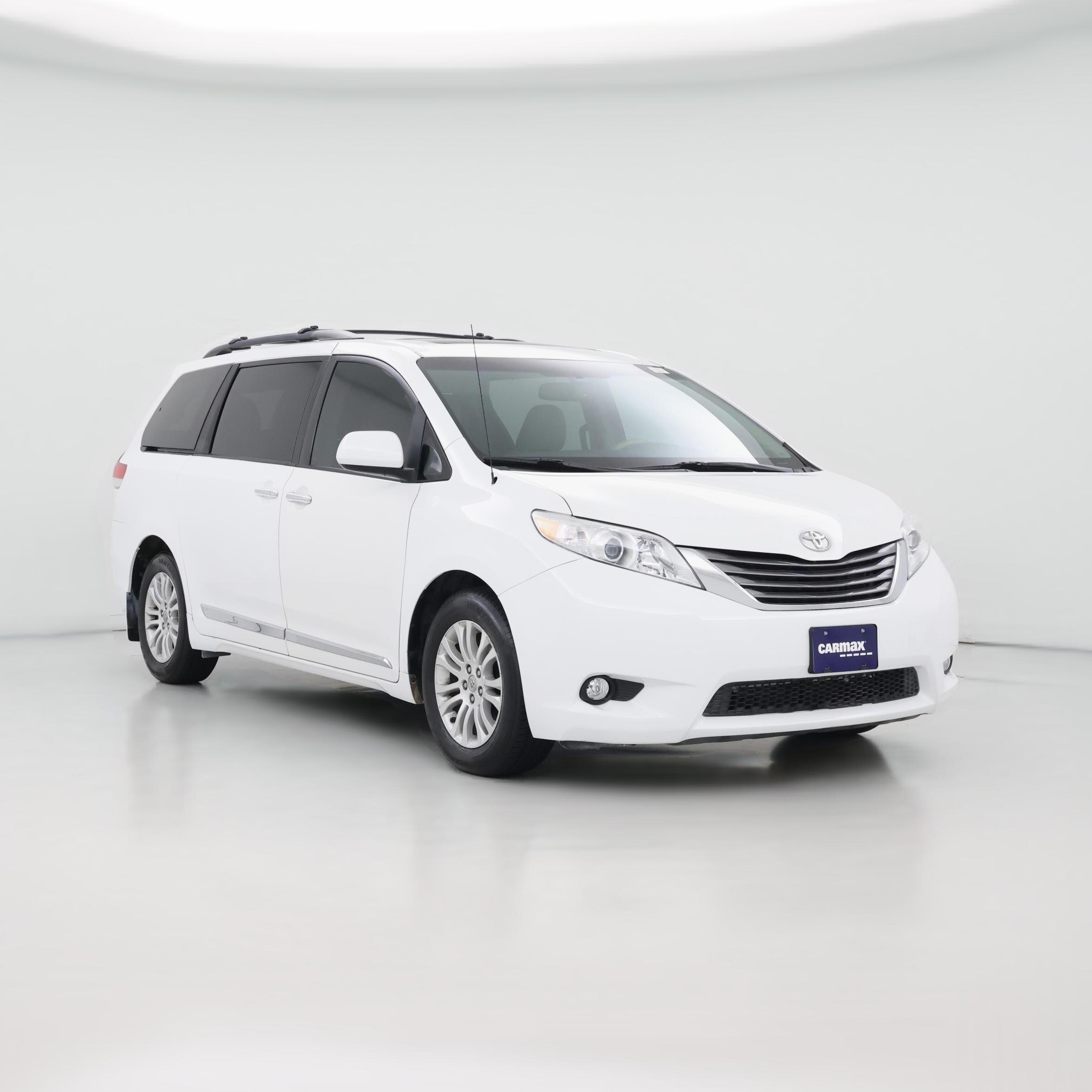 Thumbnail: 2014 Toyota Sienna - 1