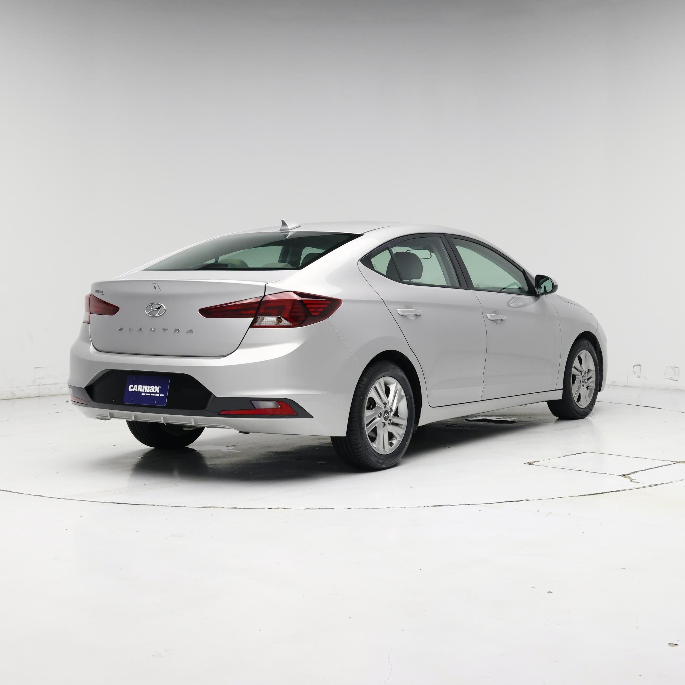 Thumbnail: 2020 Hyundai Elantra - 8