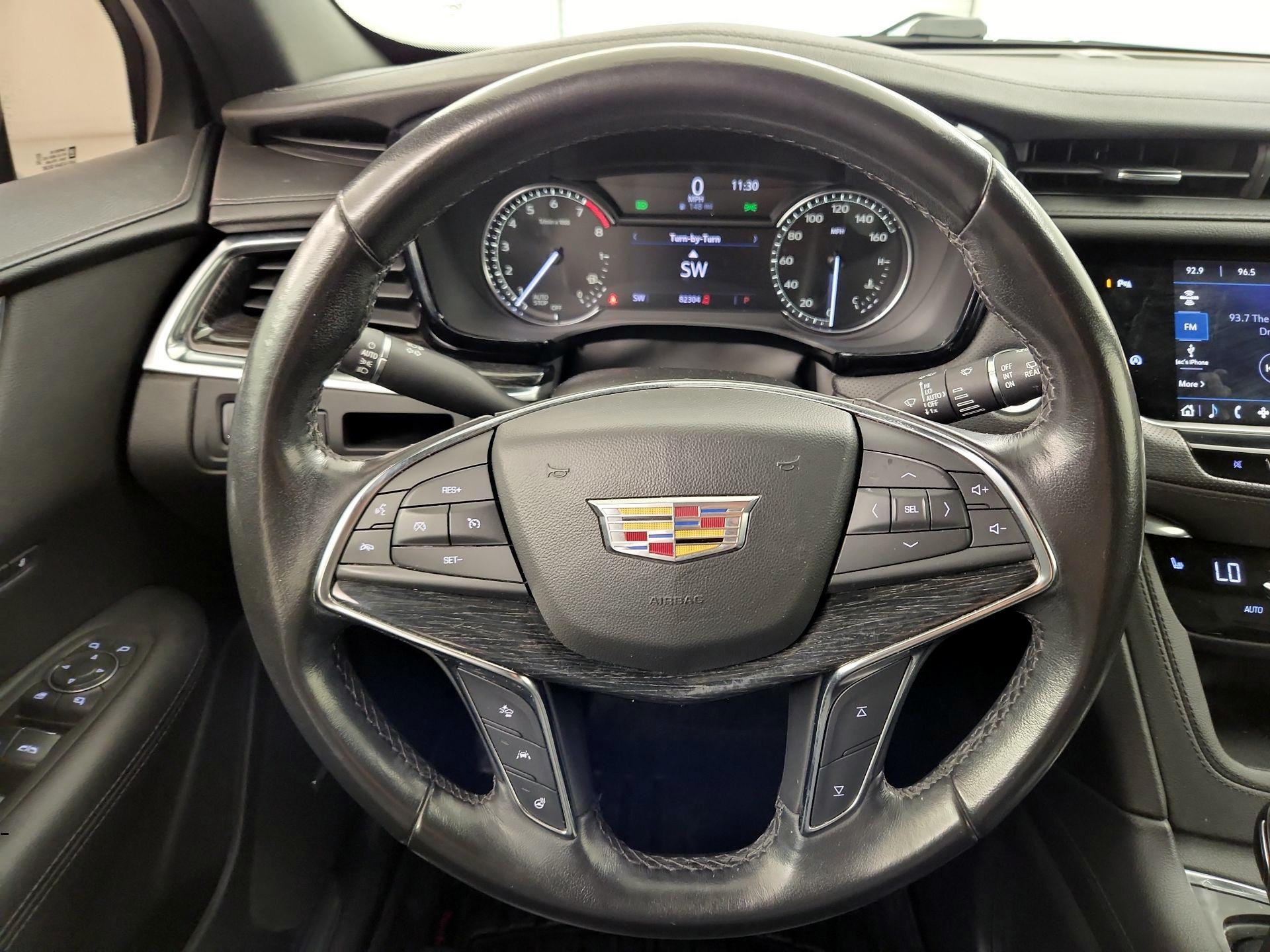 Thumbnail: 2020 Cadillac XT5 - 10
