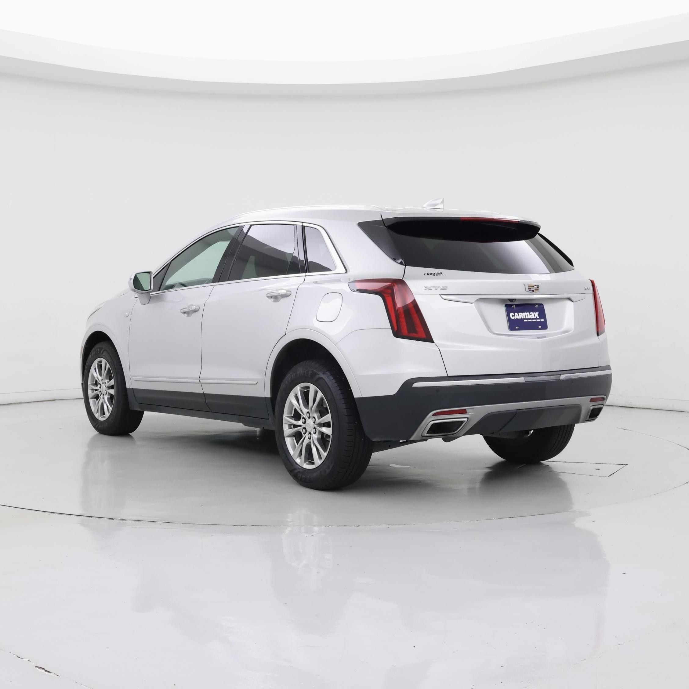 Thumbnail: 2020 Cadillac XT5 - 2