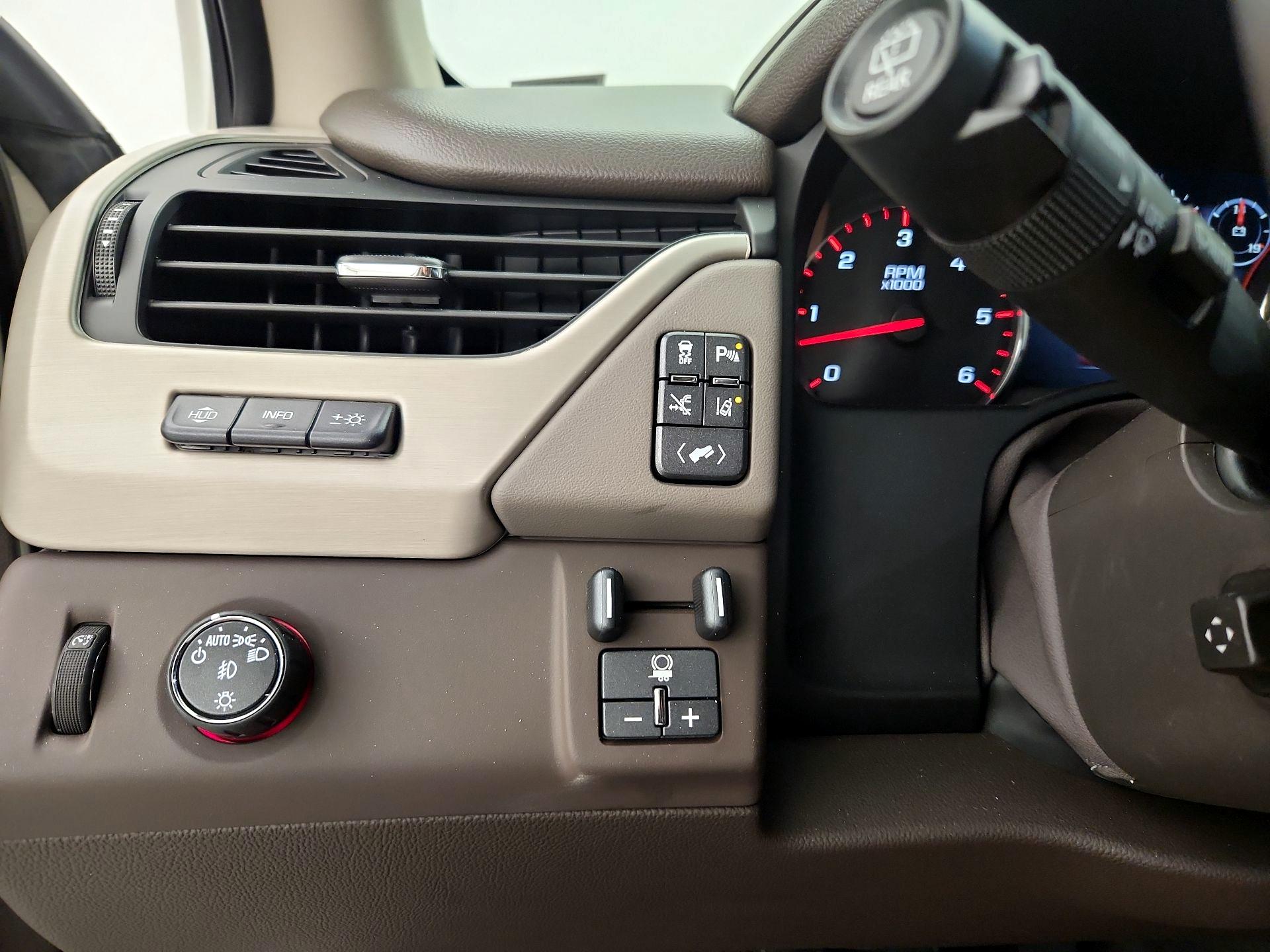 Thumbnail: 2015 GMC Yukon - 13