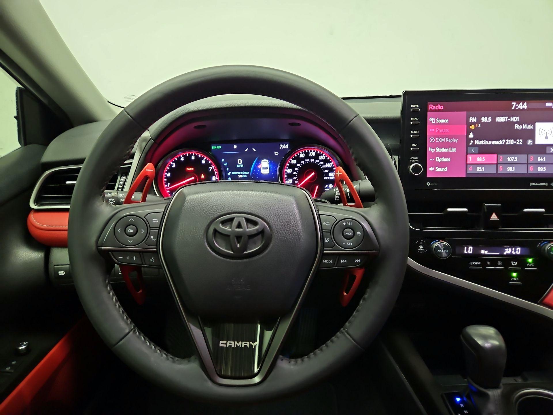 Thumbnail: 2021 Toyota Camry - 10