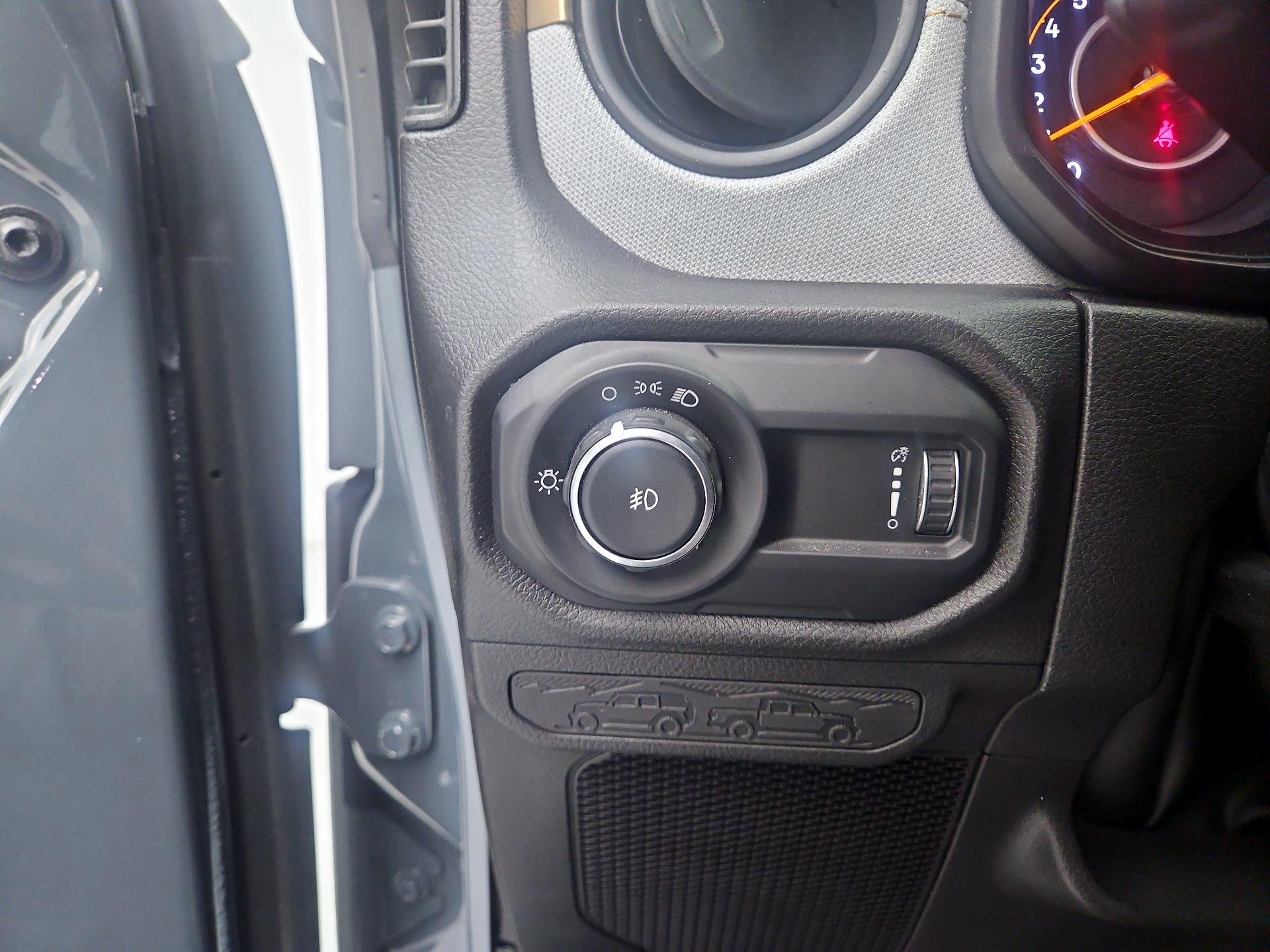 Thumbnail: 2025 Jeep Wrangler - 13