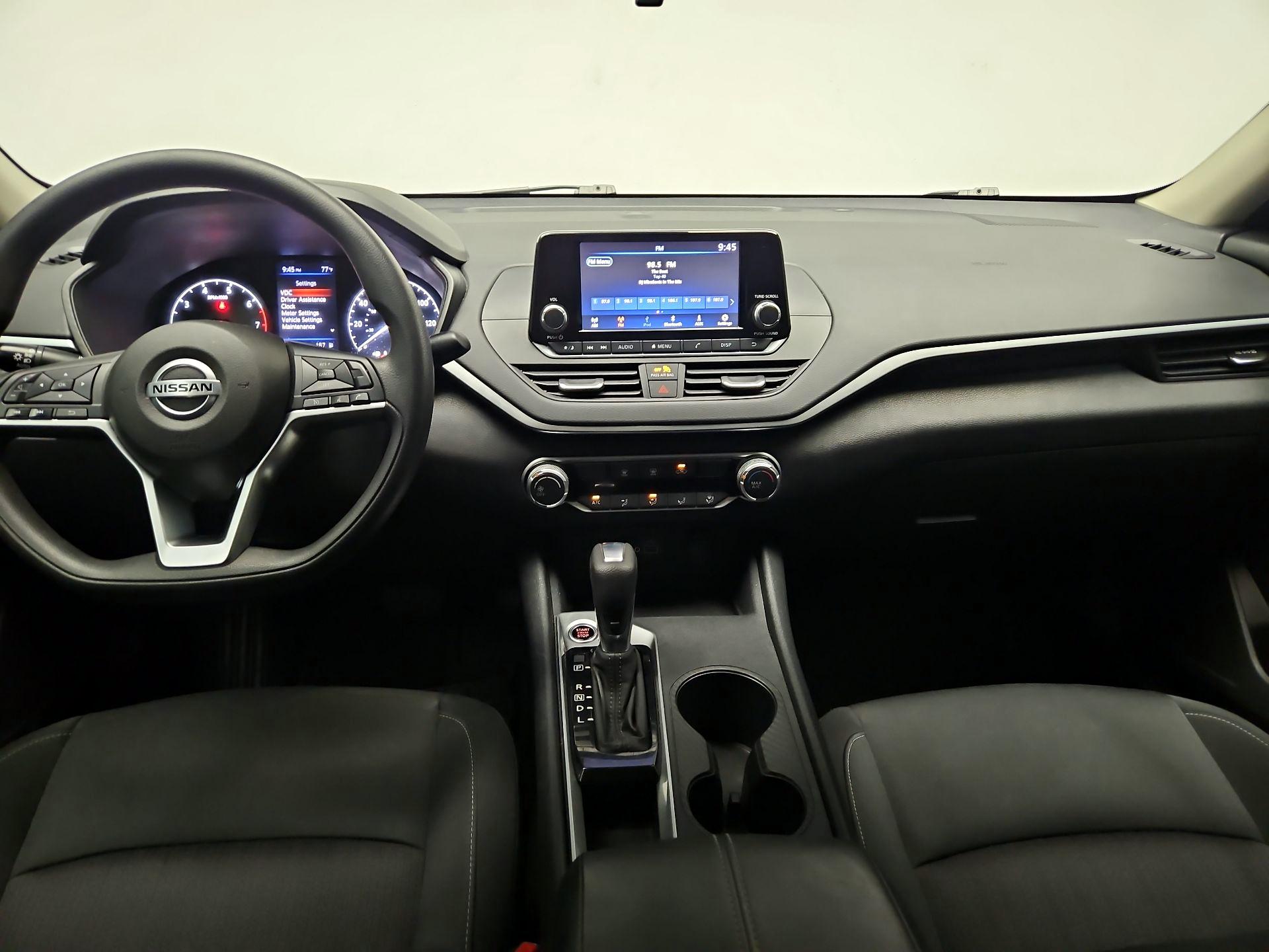 Thumbnail: 2022 Nissan Altima - 9