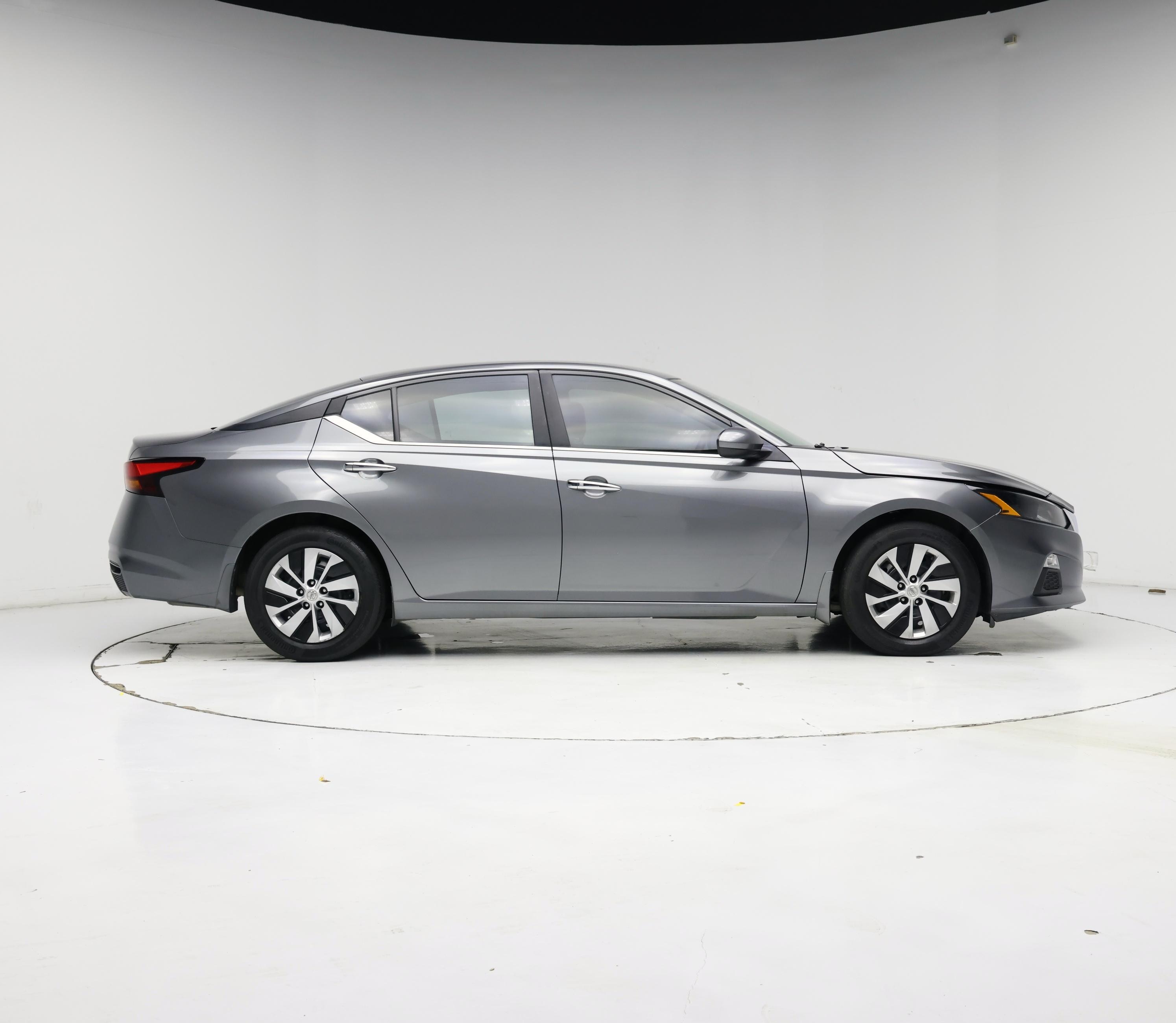 Thumbnail: 2022 Nissan Altima - 7