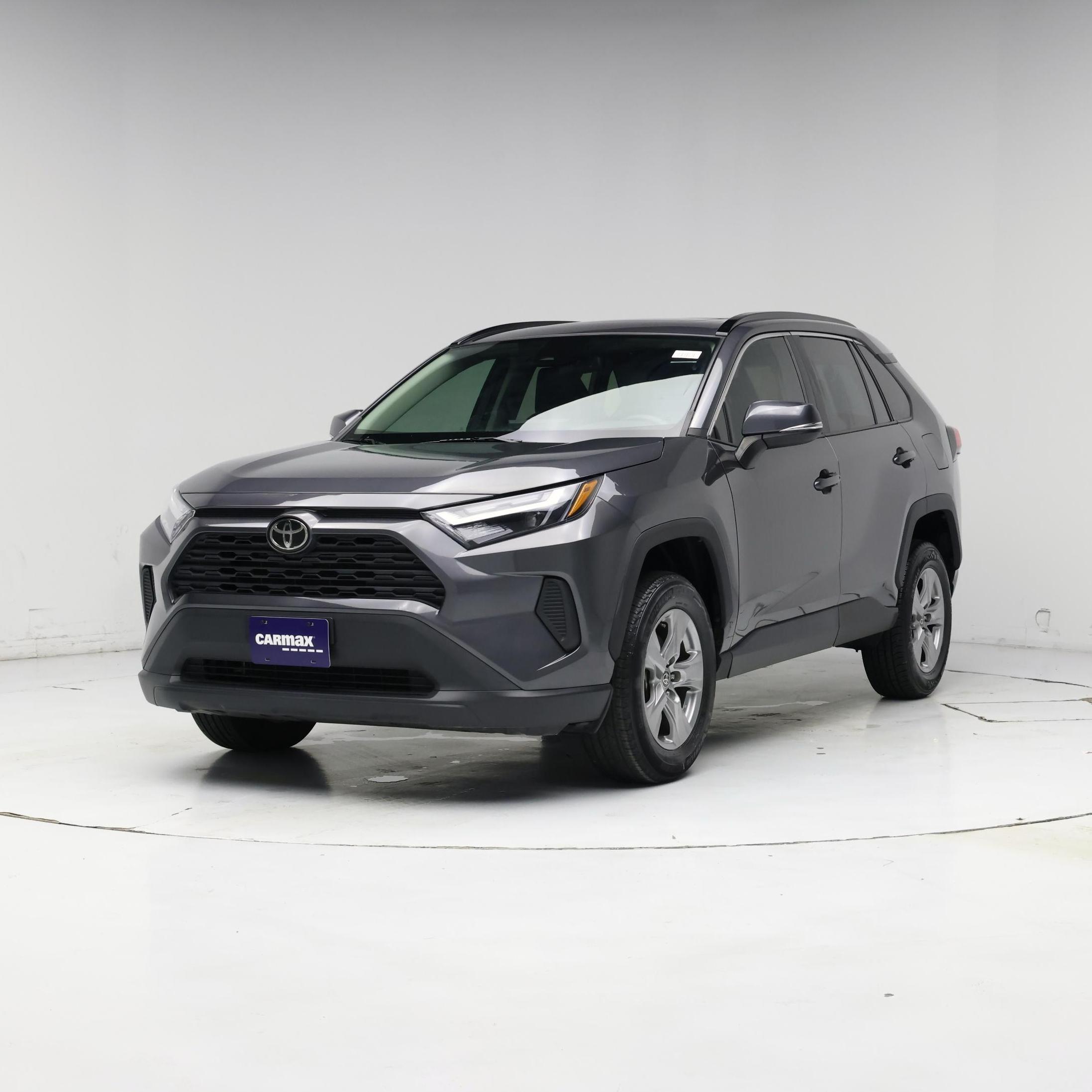 Thumbnail: 2022 Toyota RAV4 - 4