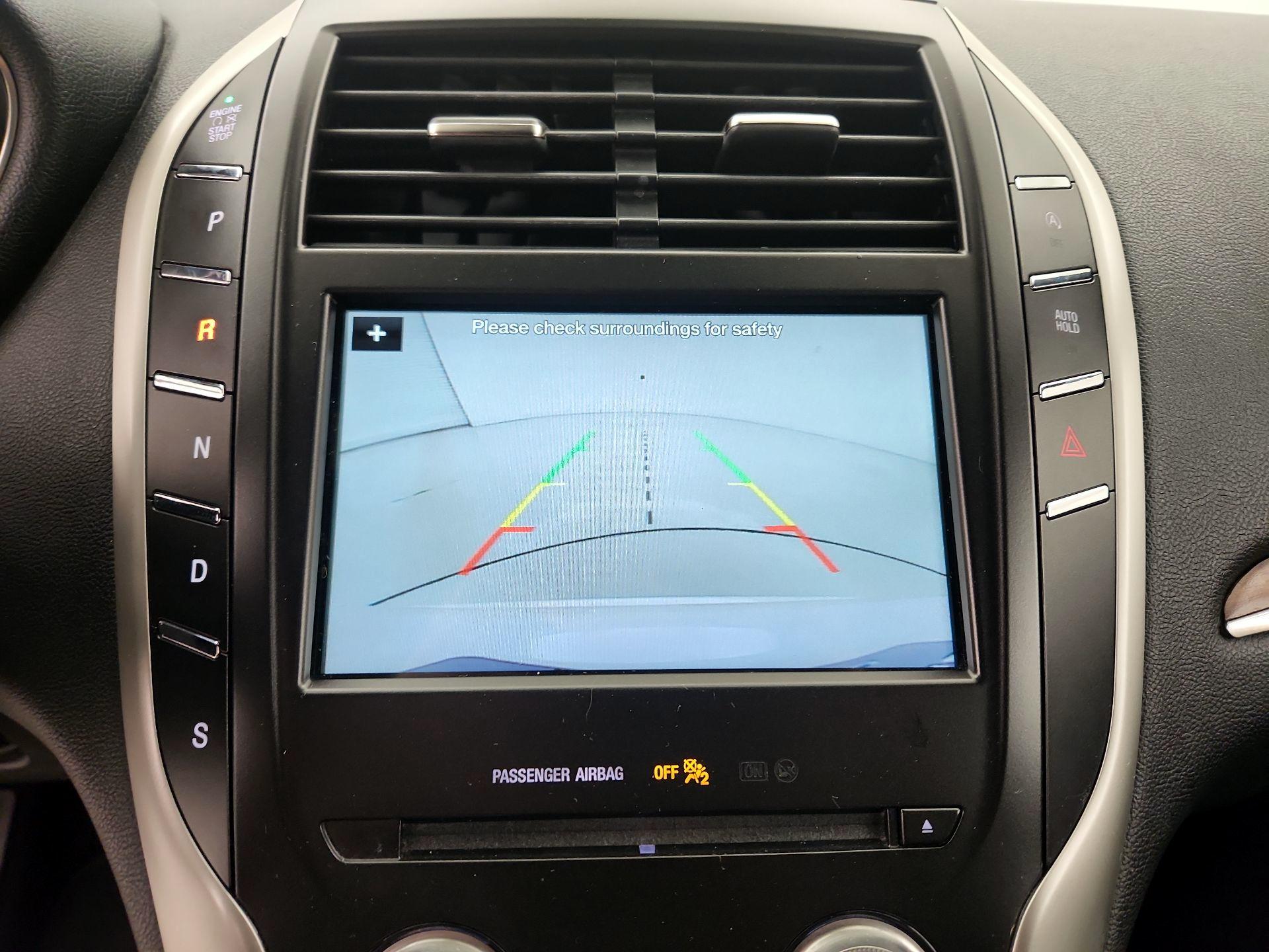 Thumbnail: 2019 Lincoln MKC - 14