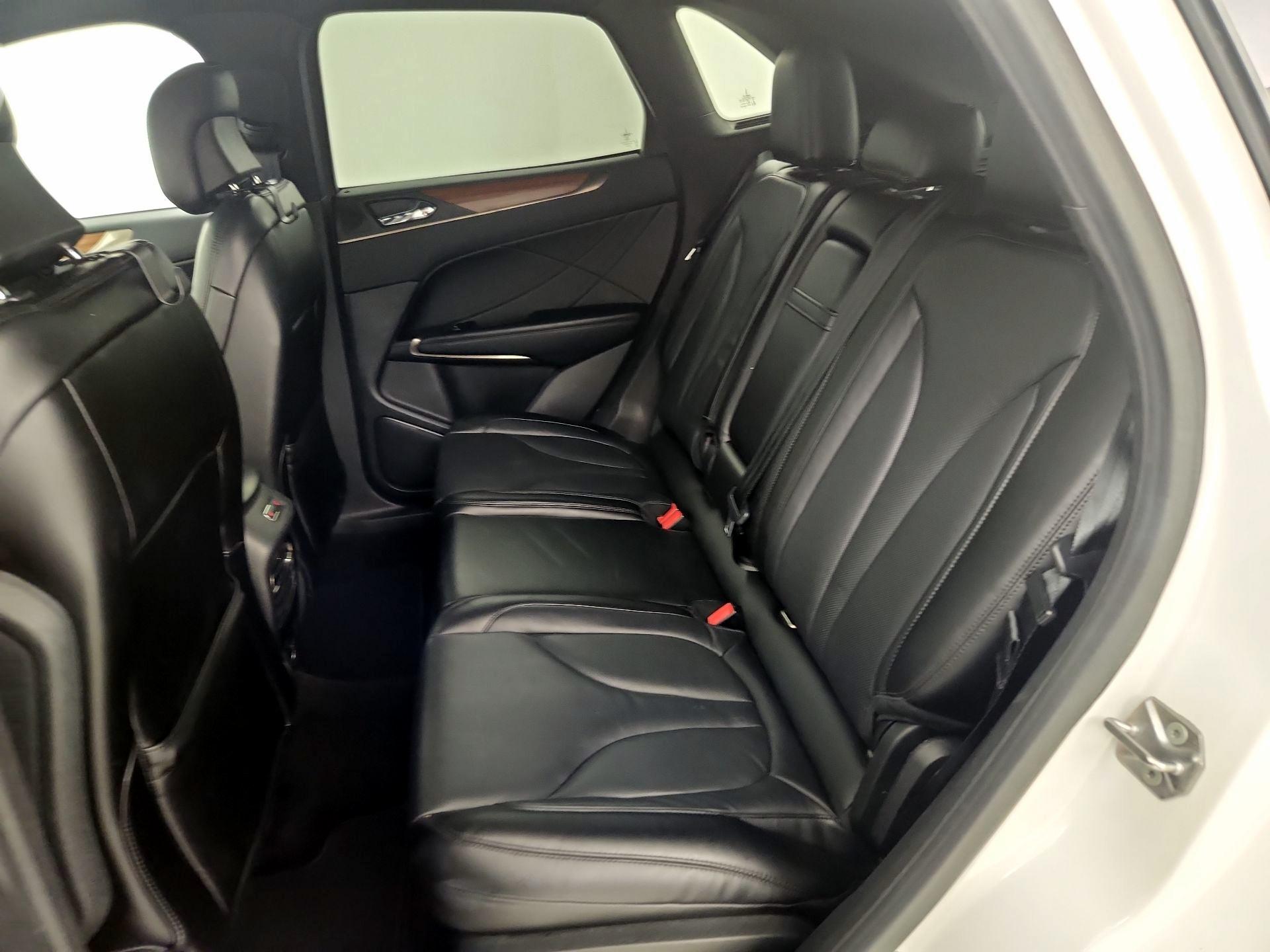 Thumbnail: 2019 Lincoln MKC - 19