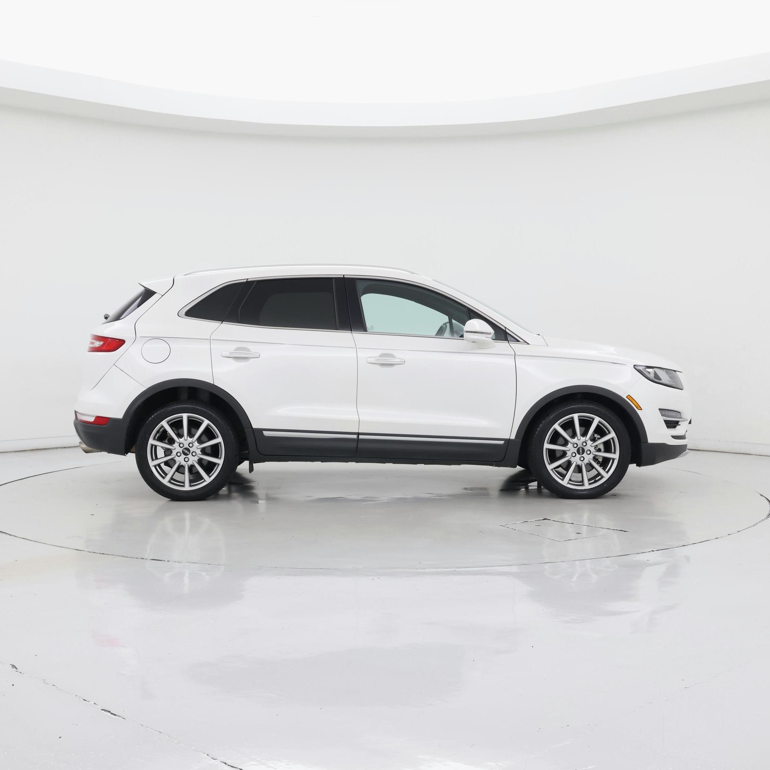Thumbnail: 2019 Lincoln MKC - 7