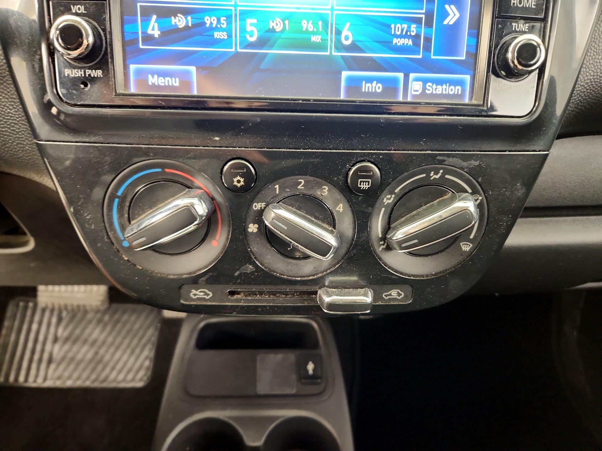 Thumbnail: 2018 Mitsubishi Mirage G4 - 16