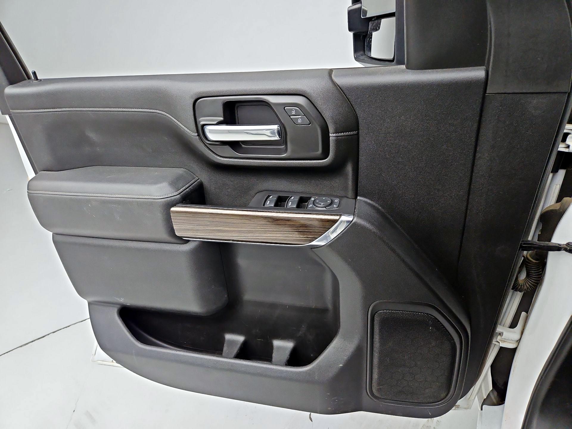 Thumbnail: 2020 Chevrolet Silverado 2500 - 12