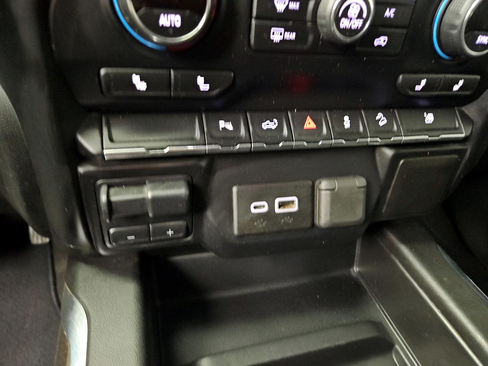 Thumbnail: 2020 Chevrolet Silverado 2500 - 18