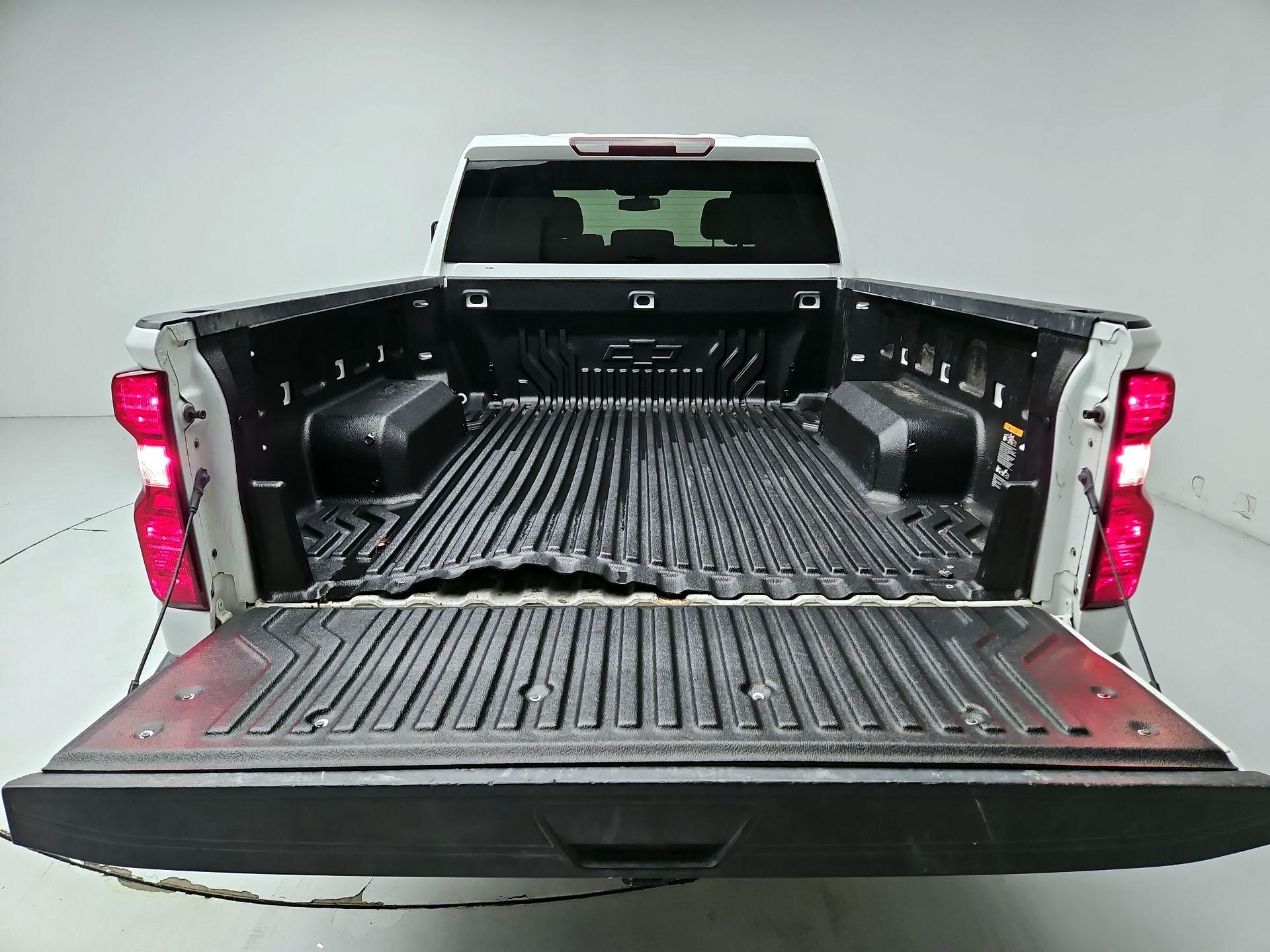 Thumbnail: 2020 Chevrolet Silverado 2500 - 20