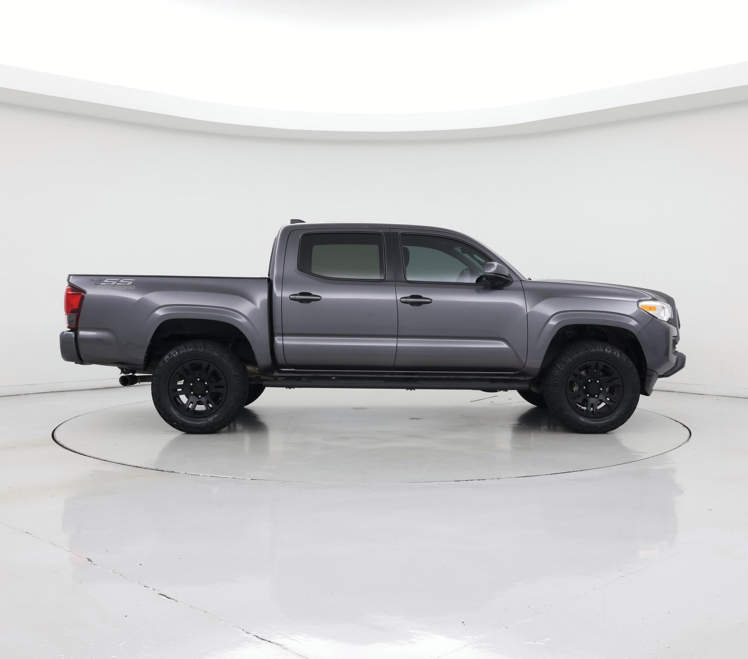 Thumbnail: 2021 Toyota Tacoma - 7